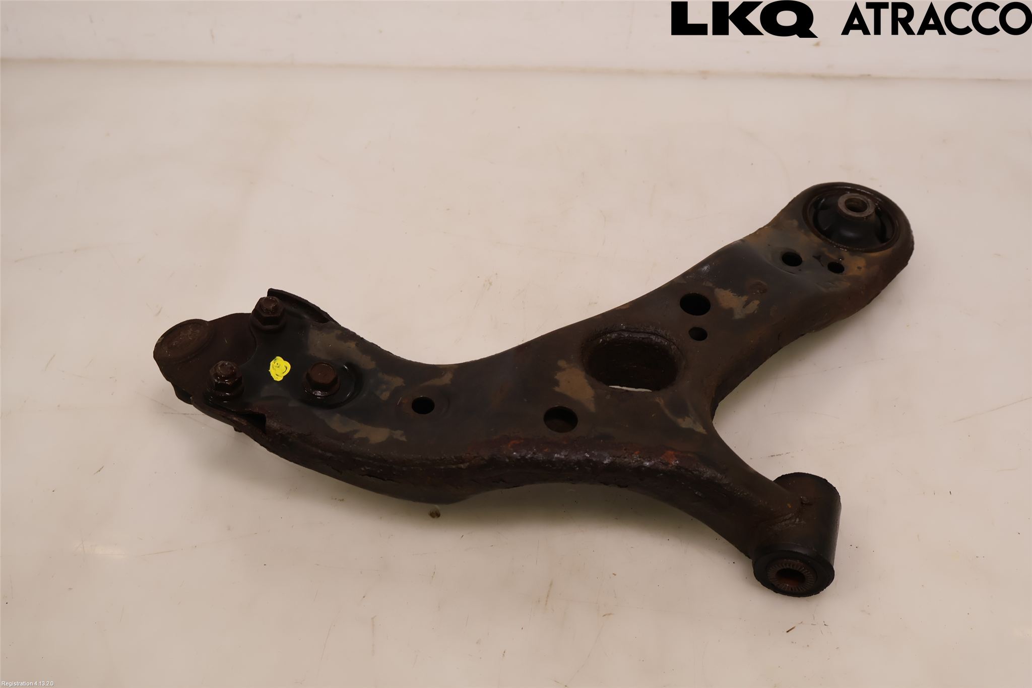 Toyota AURIS 13-19 Bærearm Foran Venstre Nedre