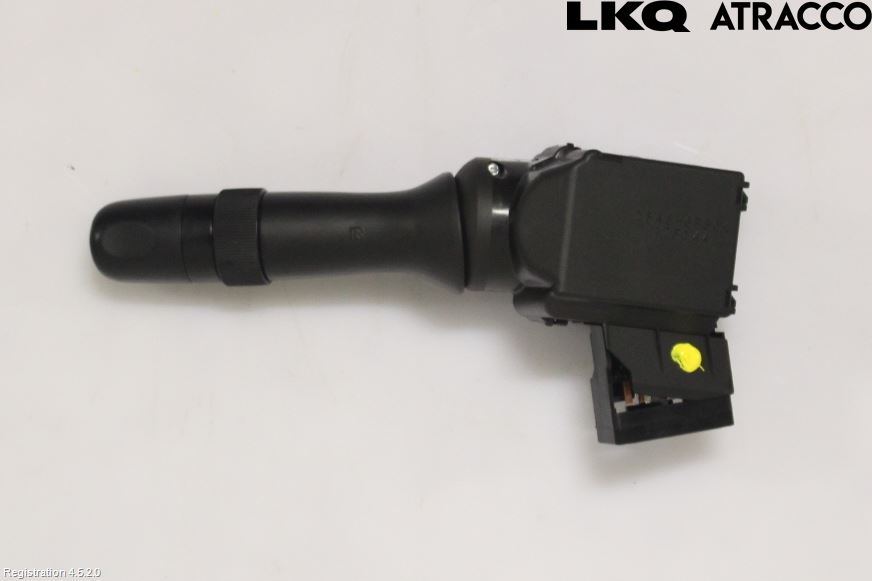 Toyota YARIS XP130 15-20 Bryter Ratt Visker - Spyler