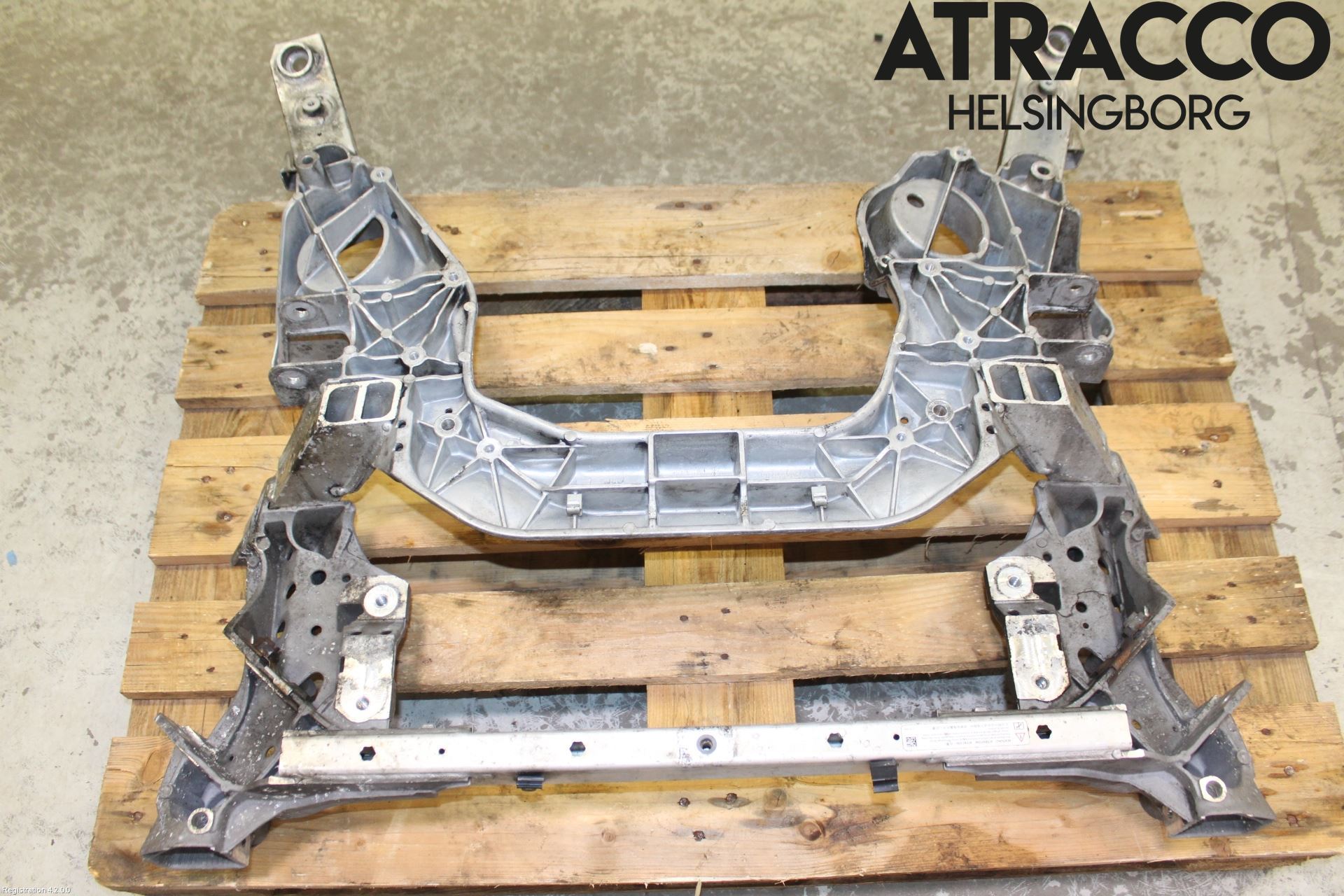 BMW 5 F10/F11/F18 09-17 Forstillingsbjelke(Tvergående)