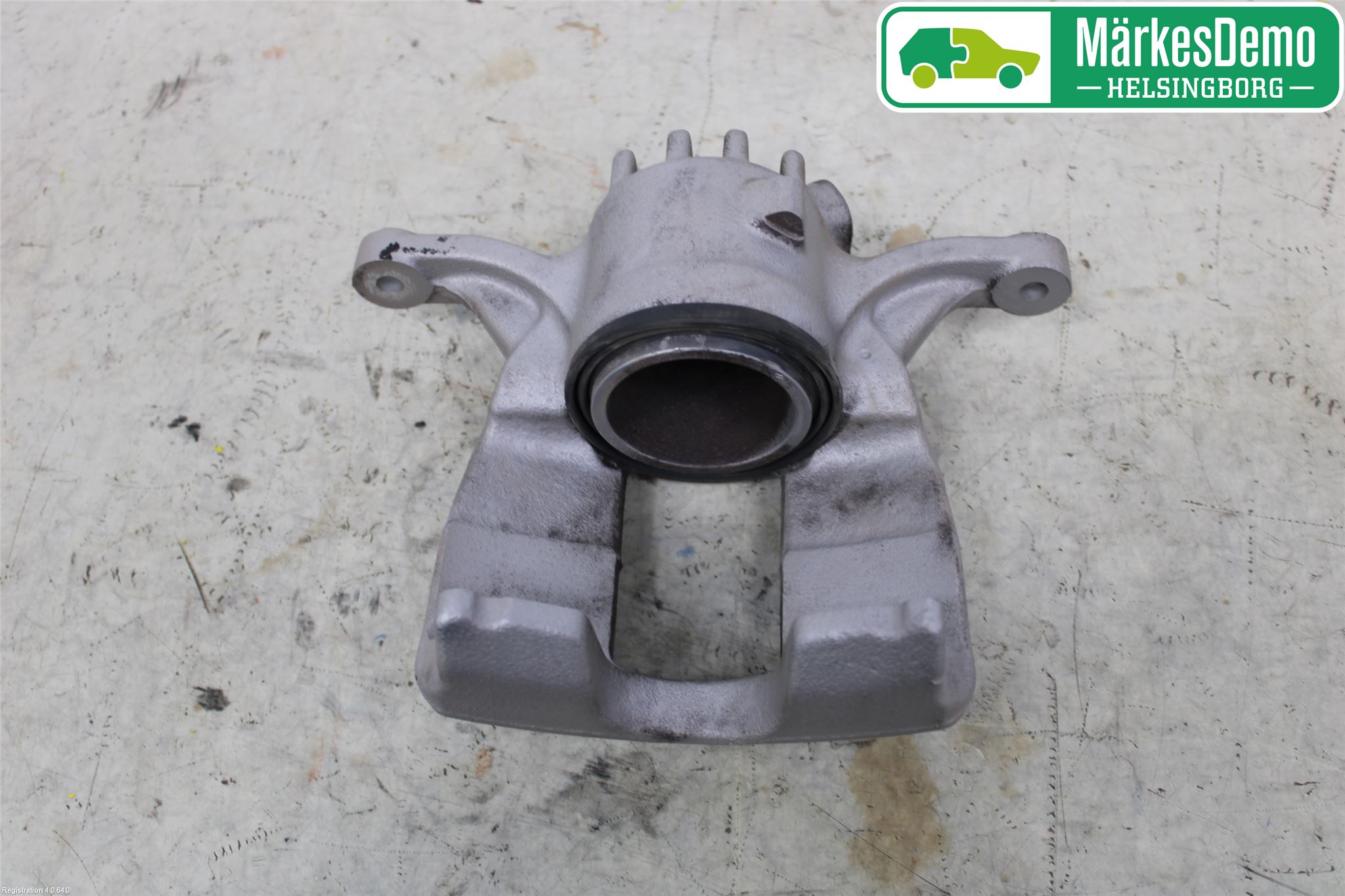 Renault TRAFIC/E-TECH 15- Bremsecaliper Foran Høyre