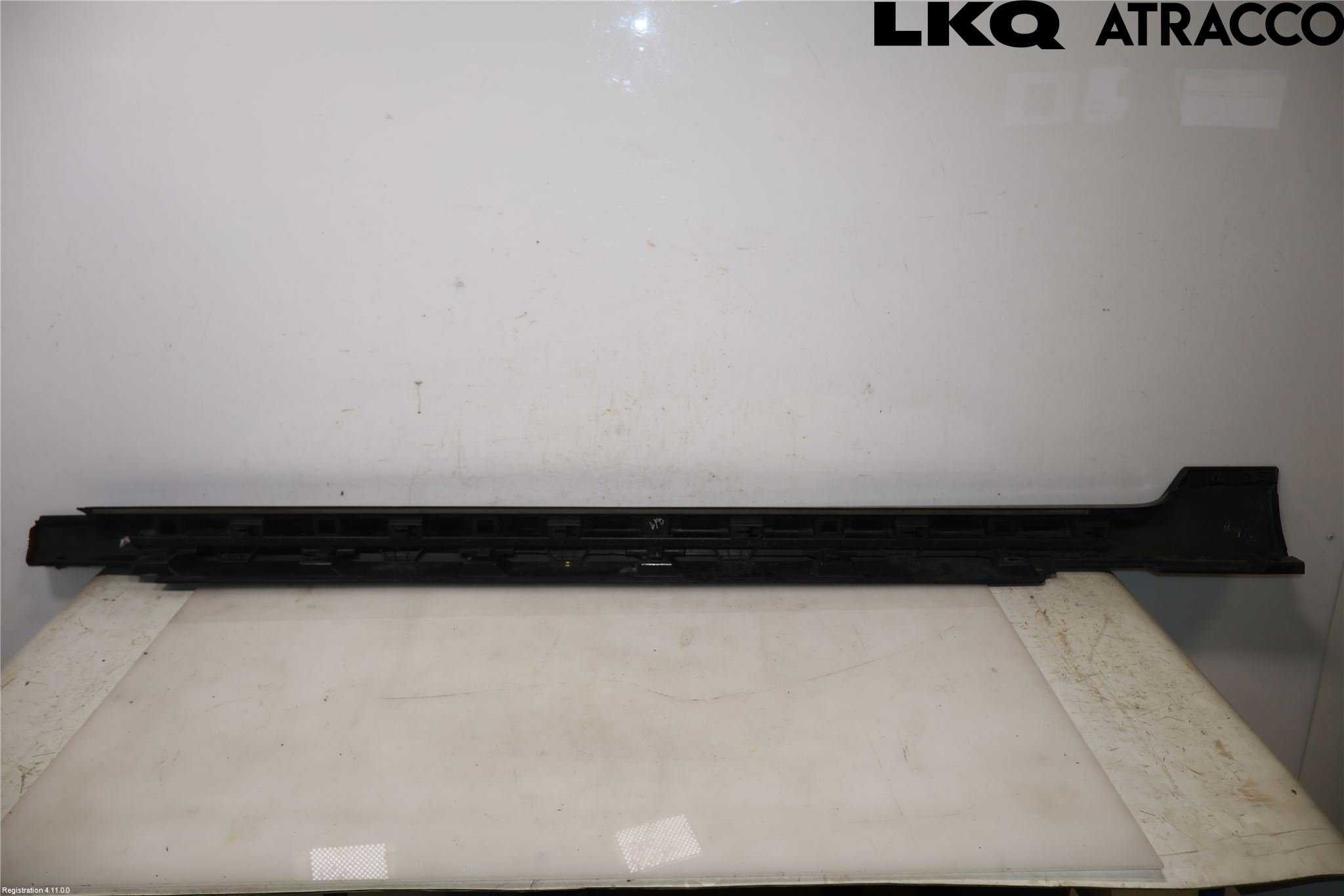 Volkswagen VW PASSAT 15-19 Kanalskjørt Høyre