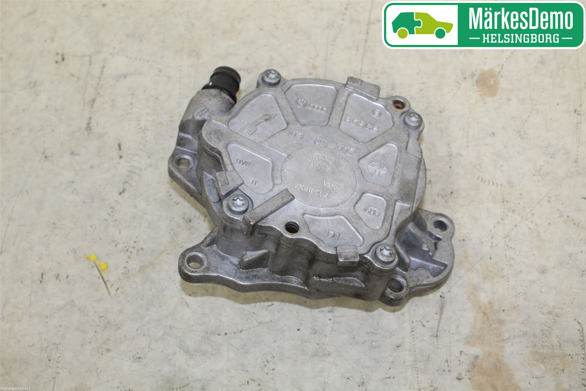 Volkswagen VW CADDY 11-15 Vacuumpumpe