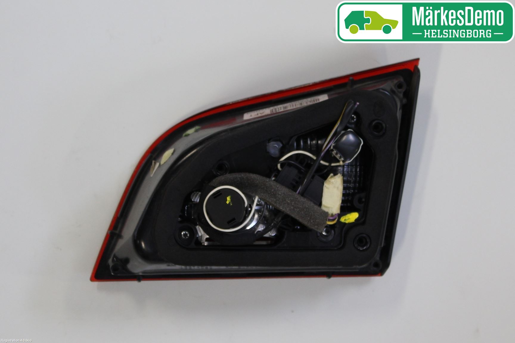 Opel ASTRA J 10-15 Baklykt Venstre  På Luke(Indre