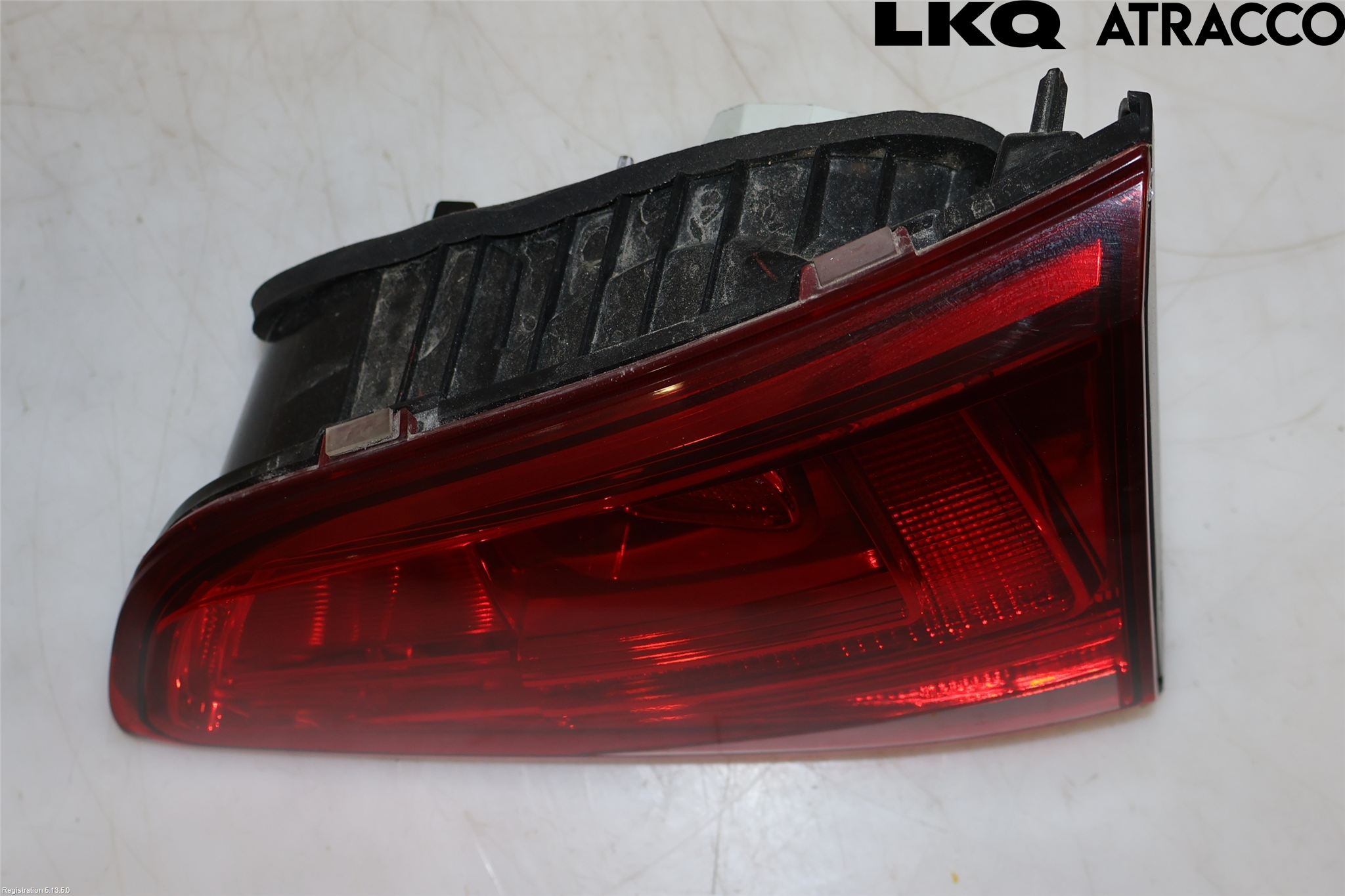 Volkswagen VW GOLF / E-GOLF VII 13-20 Baklykt Høyre  På Luke(Indre)