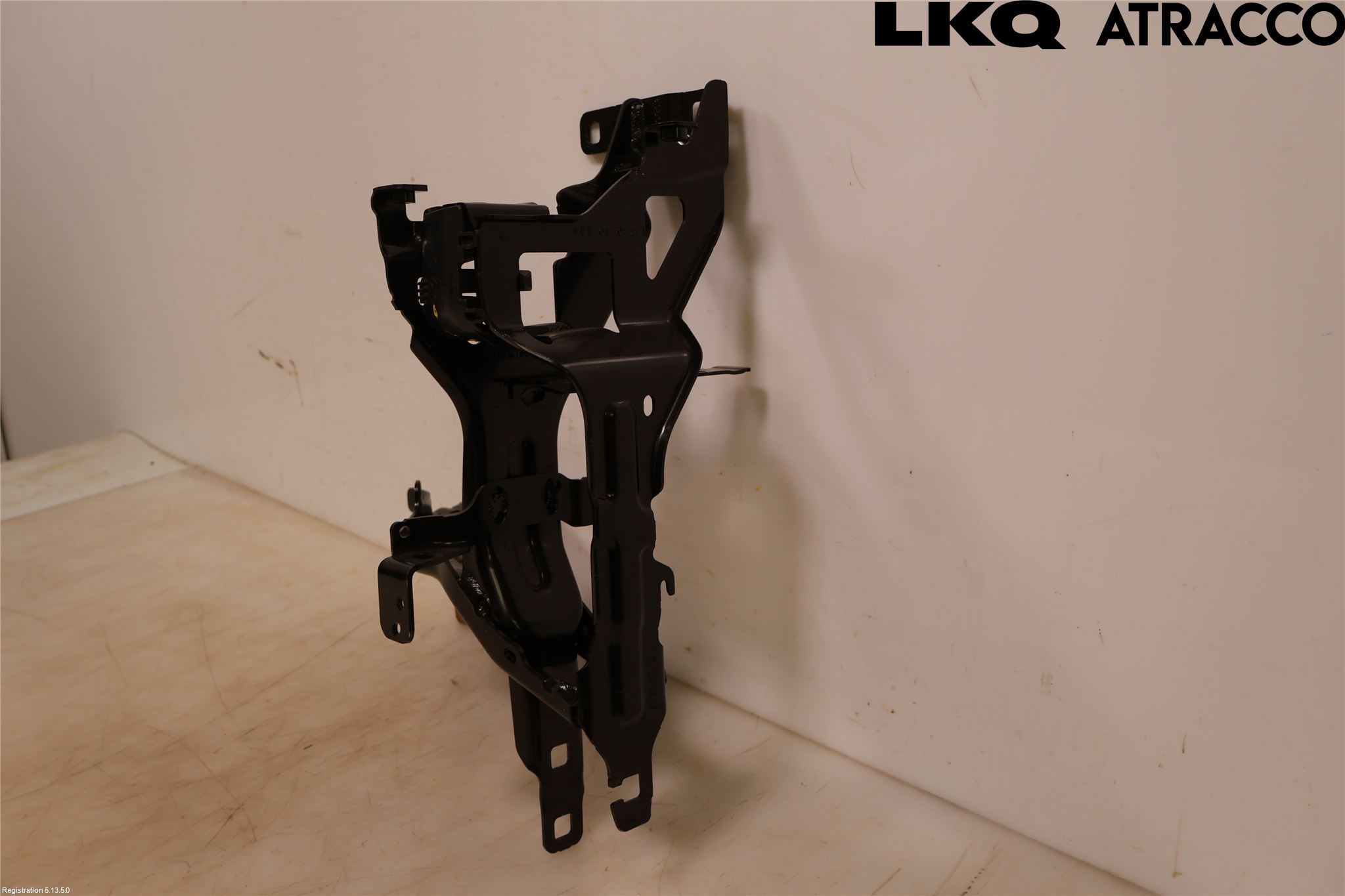 BMW X5 G05 18- Frontlykt Holder-Feste