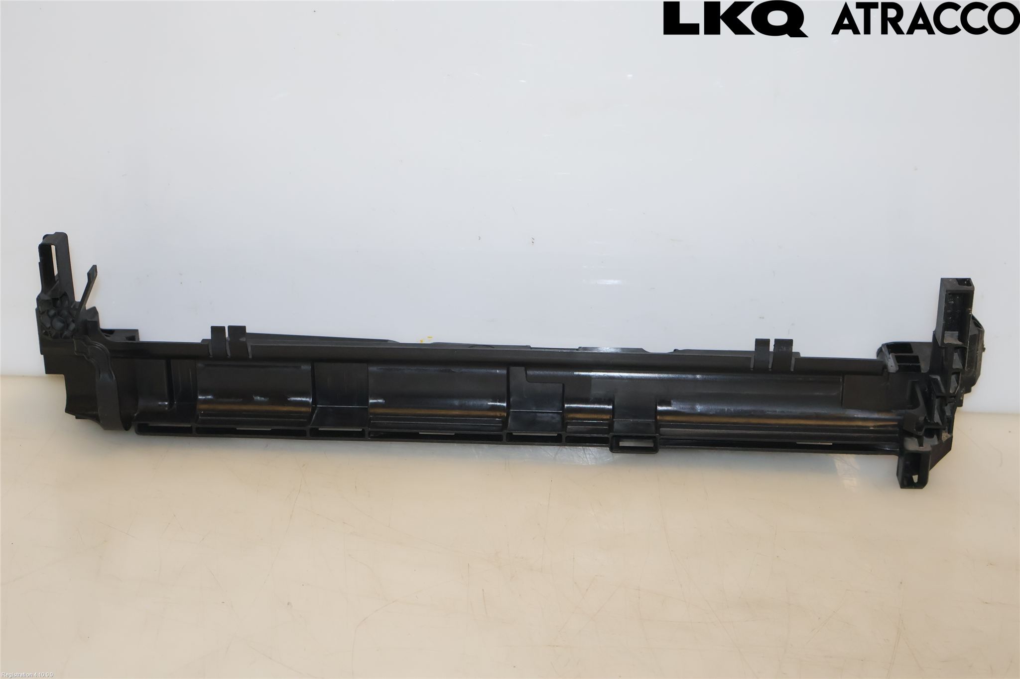 Mercedes-Benz MB E-KLASS (W213) 16-23 Radiator Feste - Ramme - Bjelk