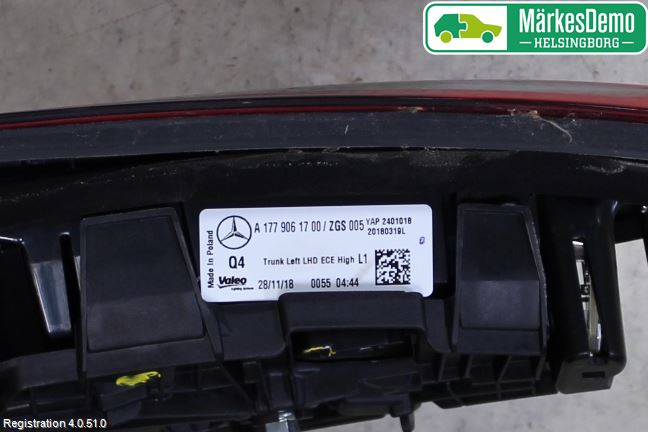 Mercedes-Benz MB A-KLASS (W177) 18- Baklykt Venstre  På Luke(Indre