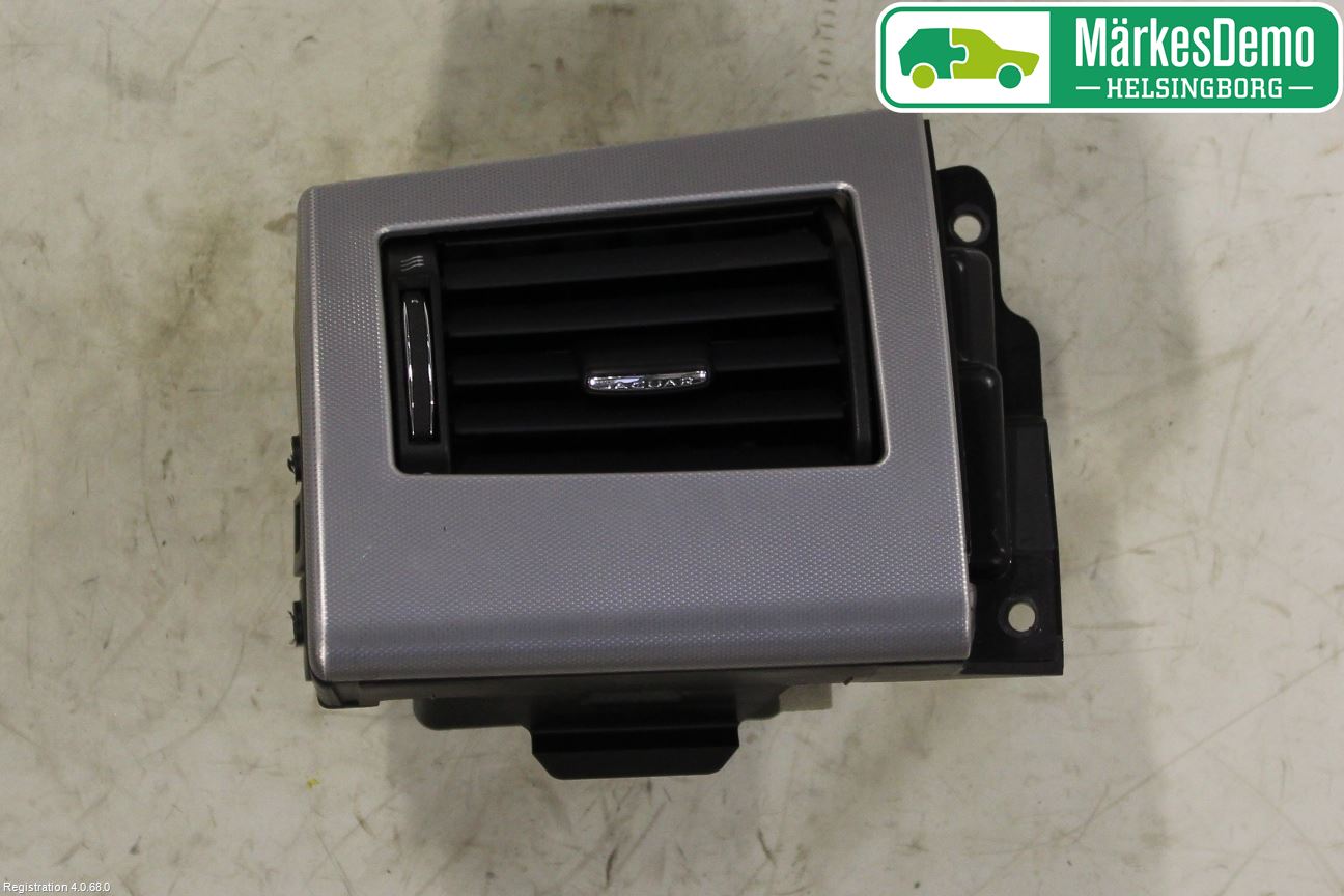Jaguar XF 08-15 Dashbord Kanal - Dyse