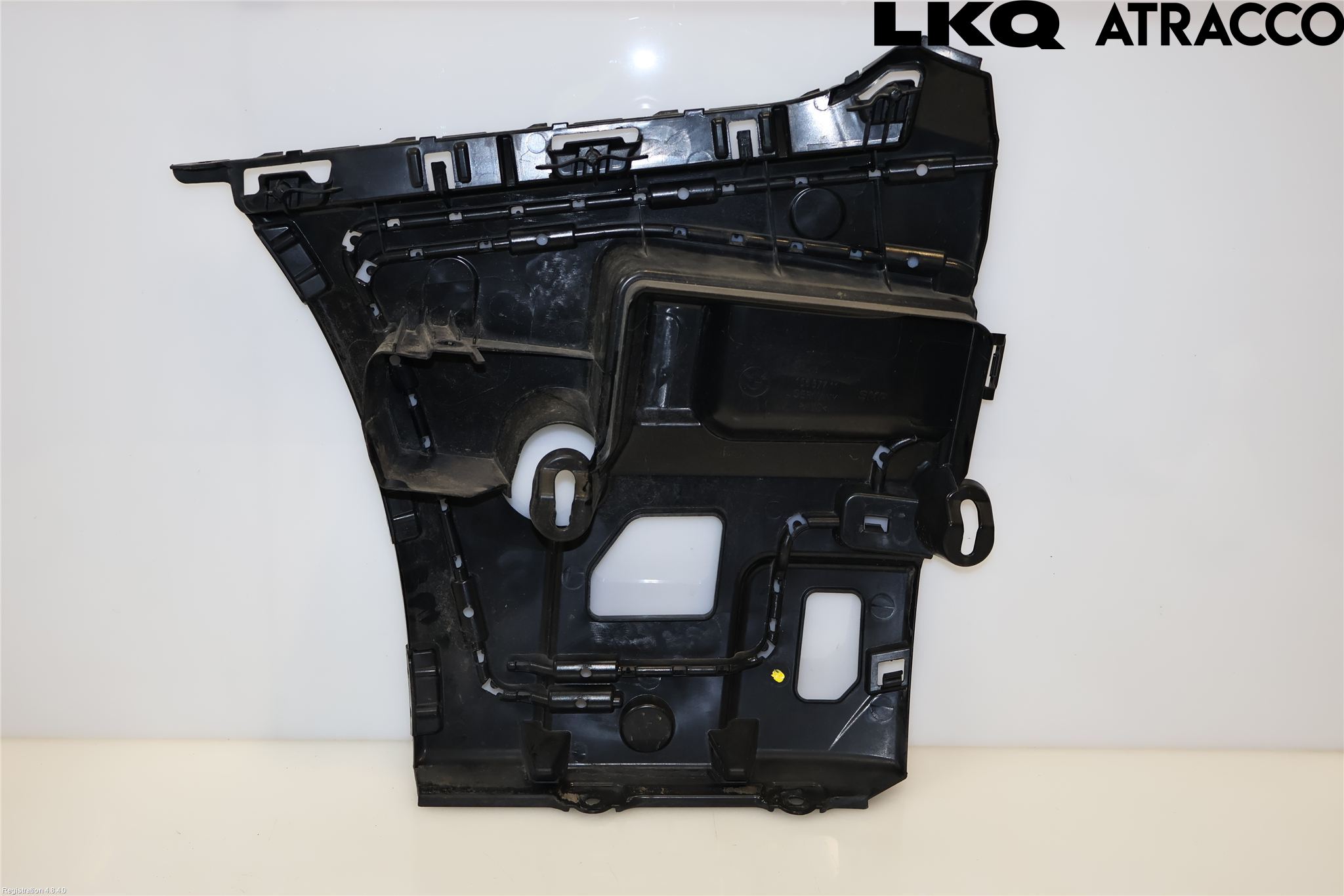BMW 4 F32/F33/F82/F83 13-20 Støtfangerfeste Bak Høyre
