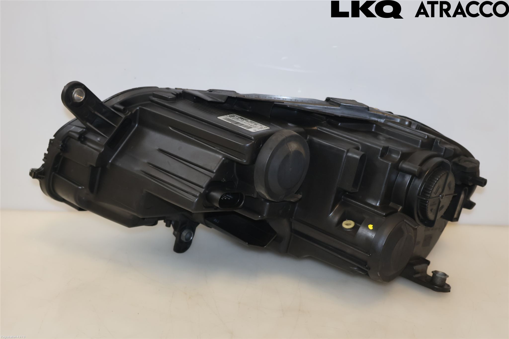 Volkswagen VW PASSAT 11-14 Frontlykt Høyre