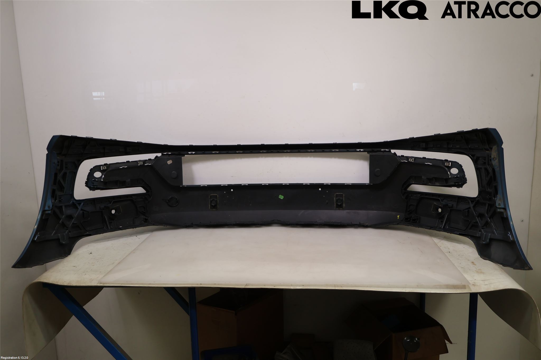 Volkswagen VW GOLF / E-GOLF VII 13-20 Støtfanger Foran Plastdeksel