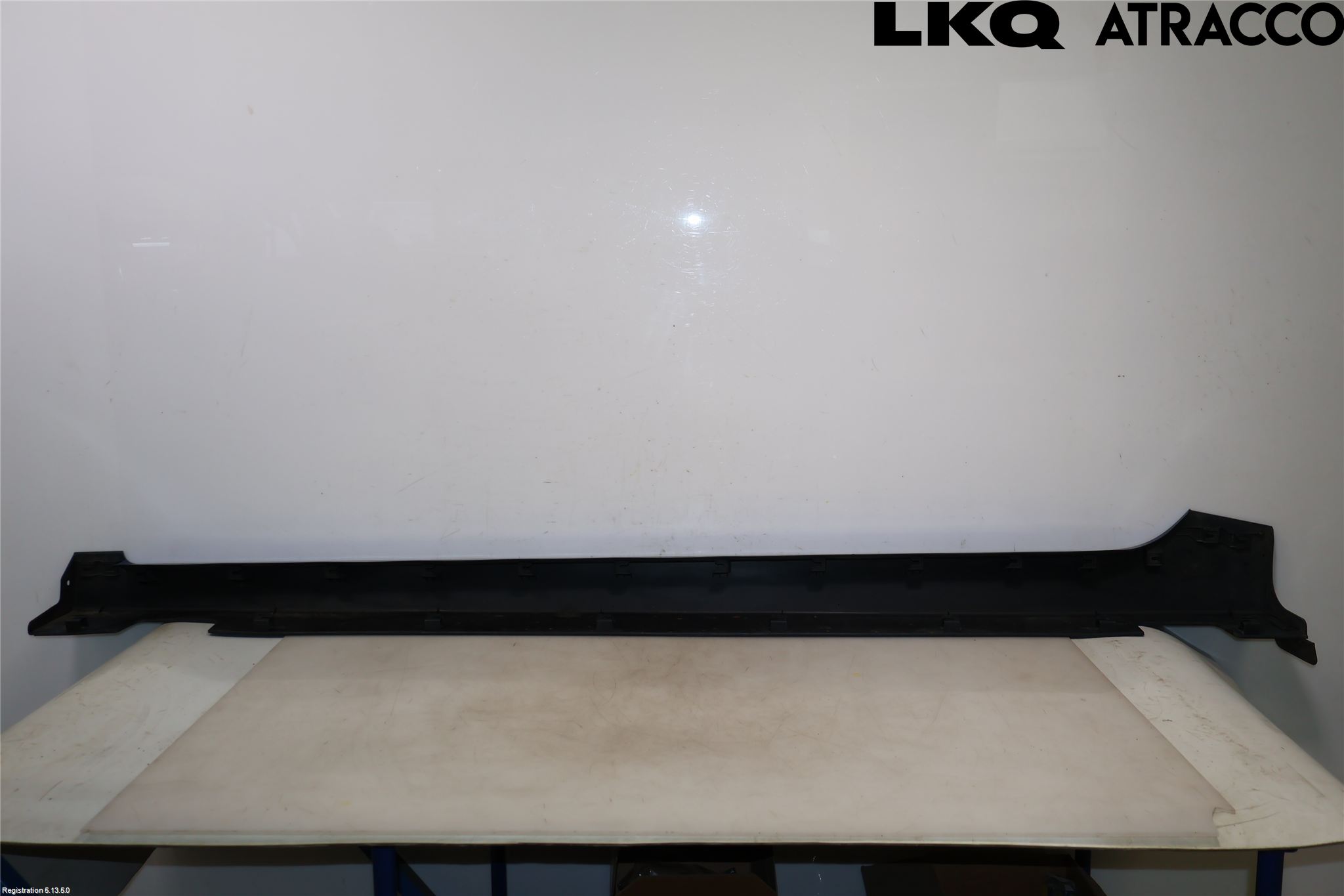 Hyundai IONIQ AE 17-22 Kanalskjørt Høyre