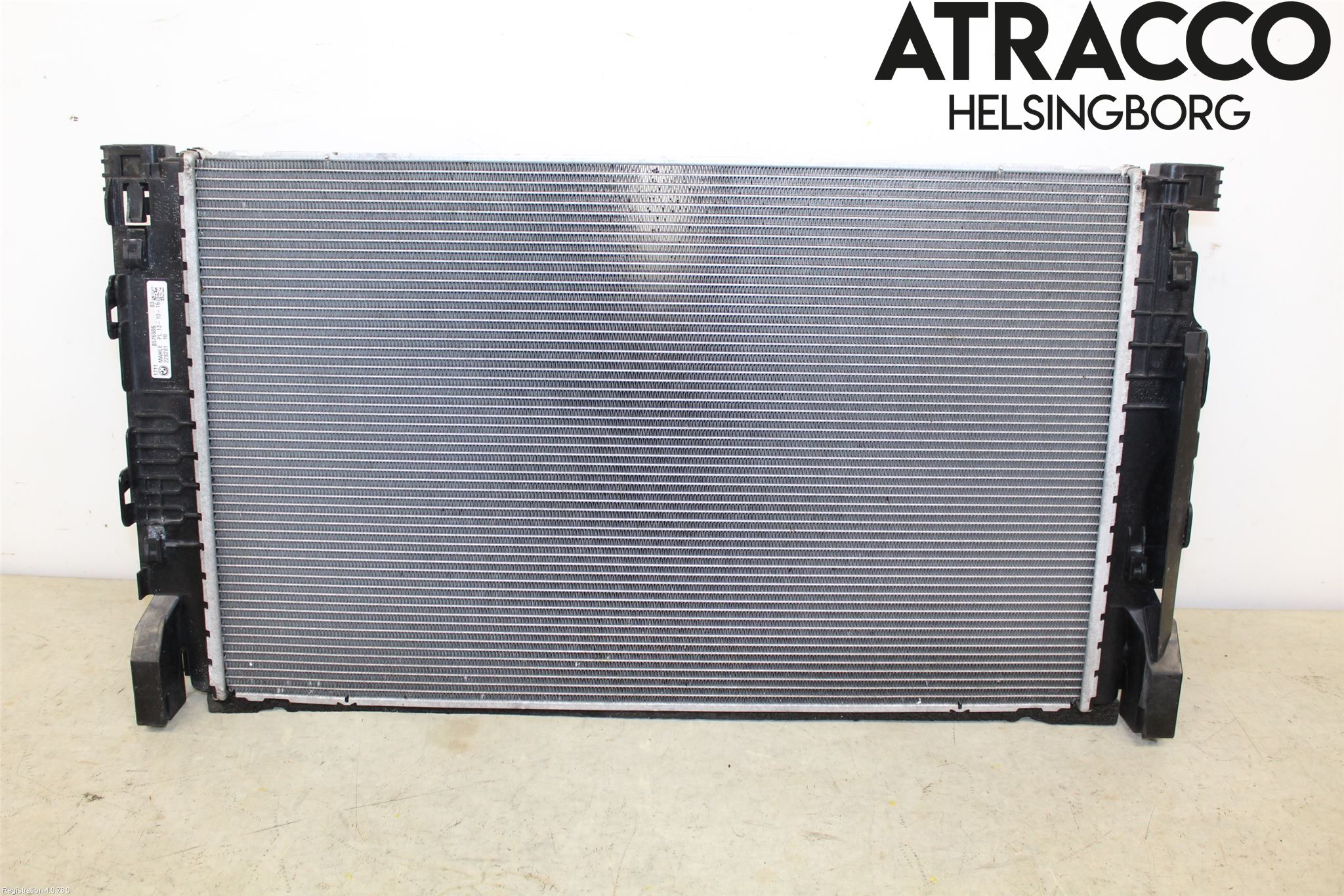 BMW 5 G30/G31/F90 17-23 Radiator Automat
