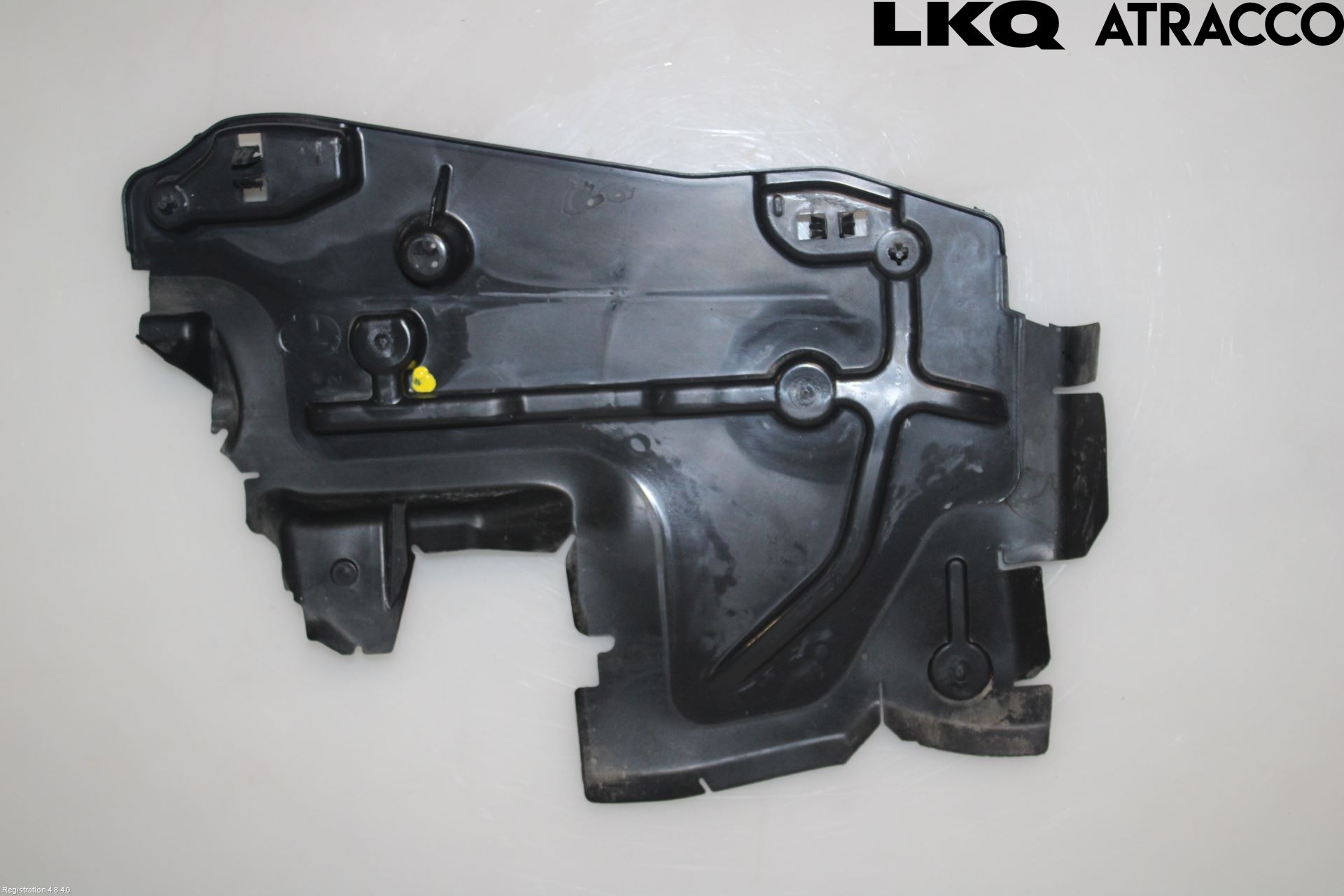 Peugeot 208 12-15 Luftstyring Front