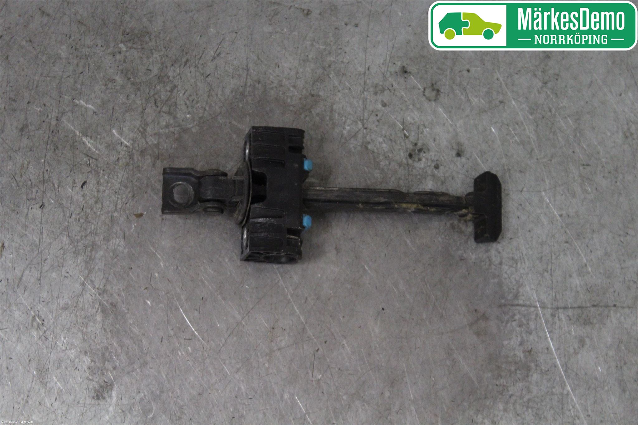 Volkswagen VW AMAROK 2H 10-22 Dørstopper