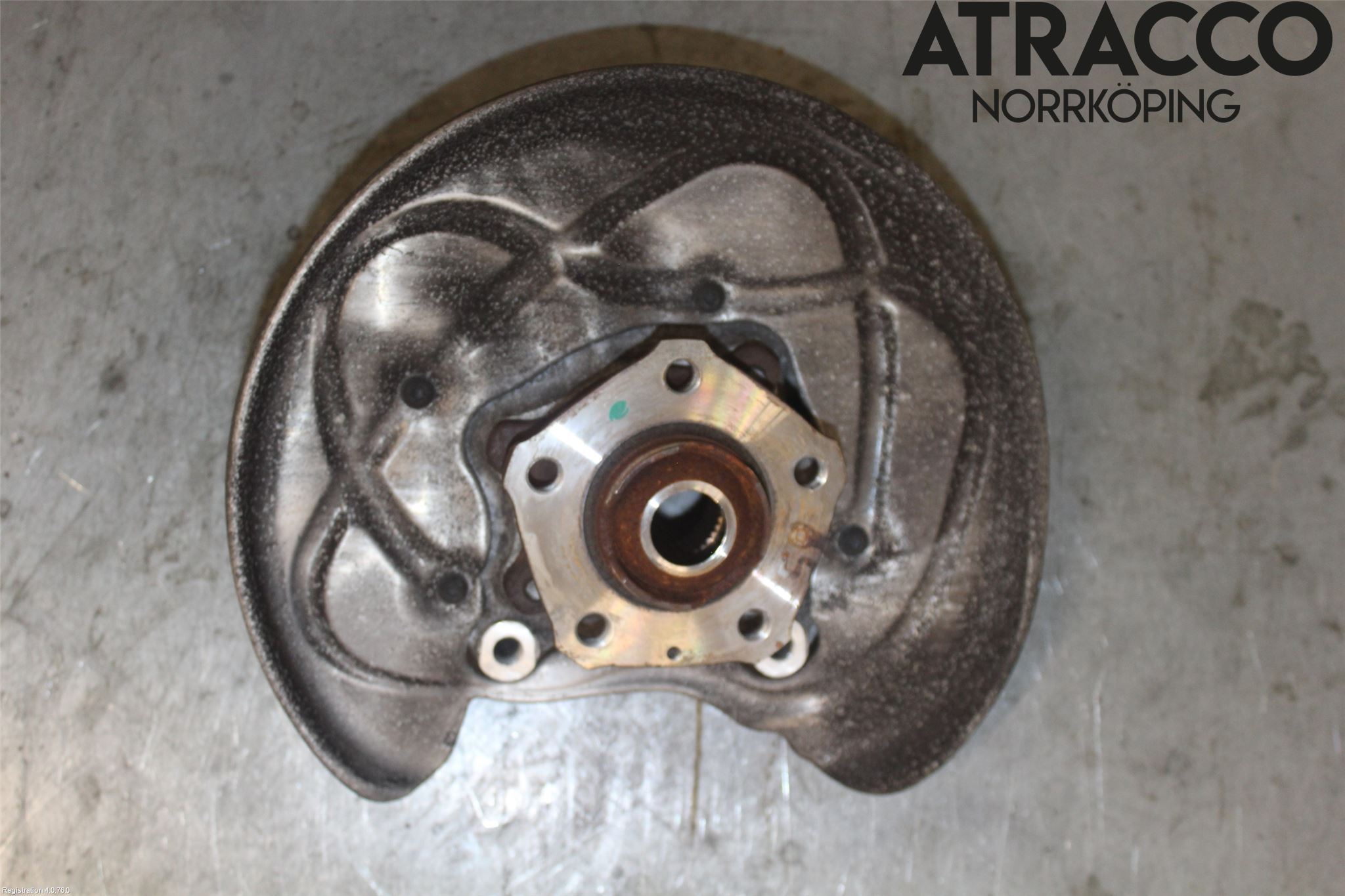 Audi A6 F2/C8 19- Spindel Vb