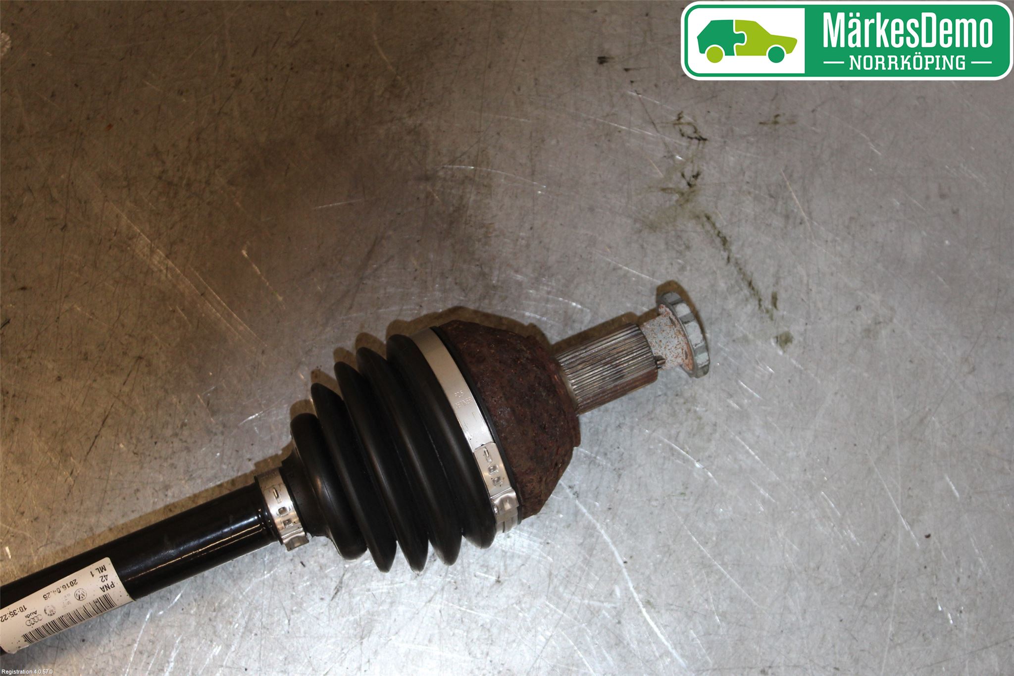 Volkswagen VW POLO 10-17 Drivaksel Foran Kompl Venstre