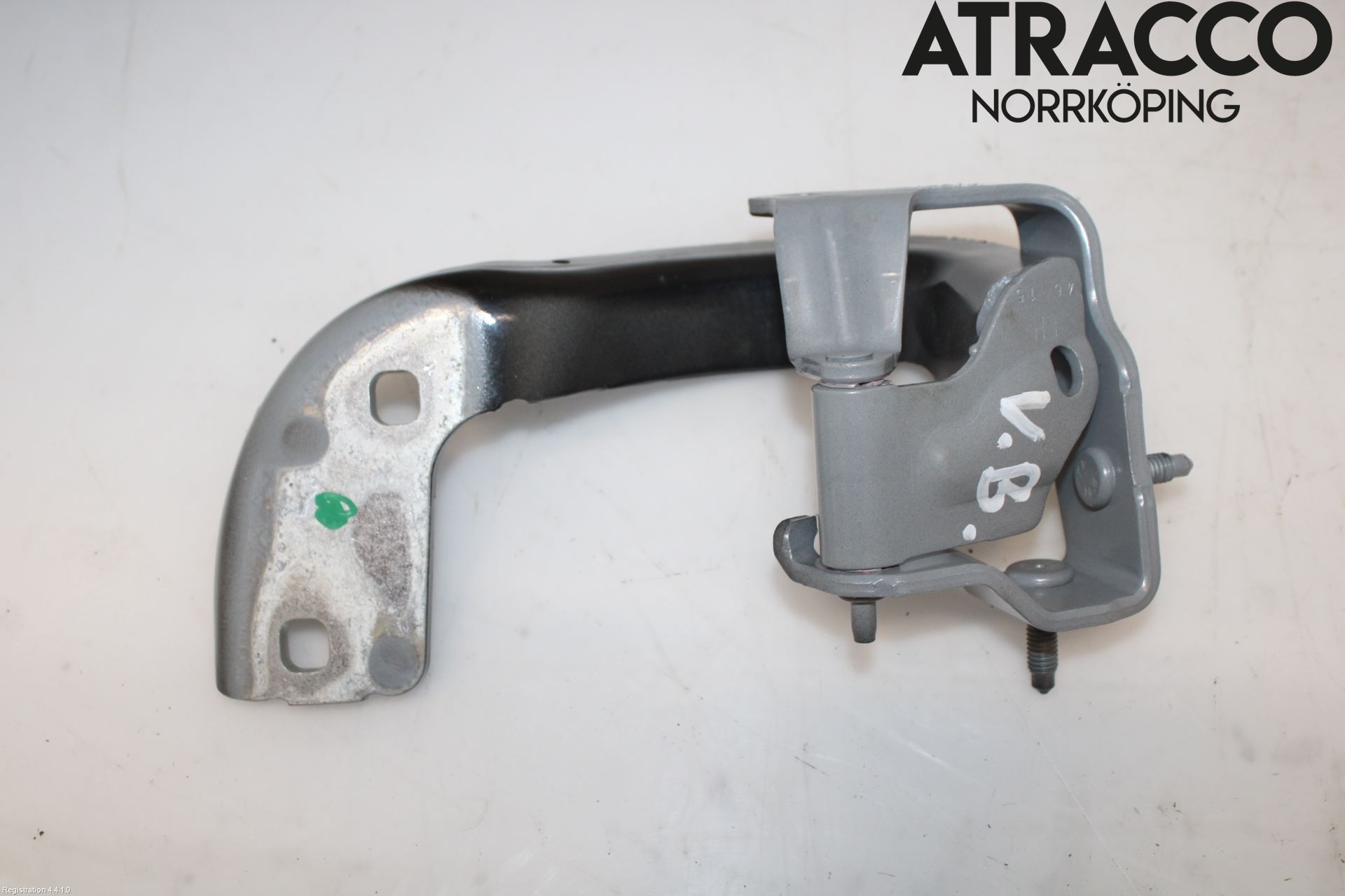 Audi A4/S4 B9 16-19 Bakluke Hengsel Venstre