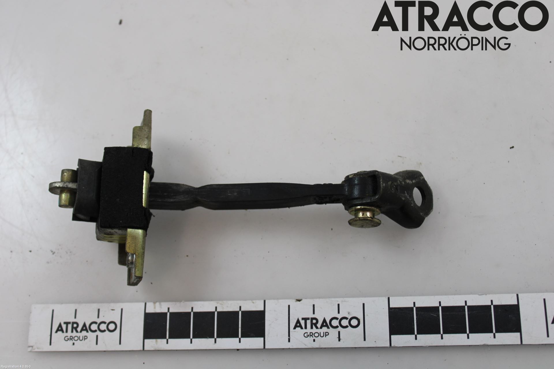 Lexus IS 200/300   99-05 Dørstopper