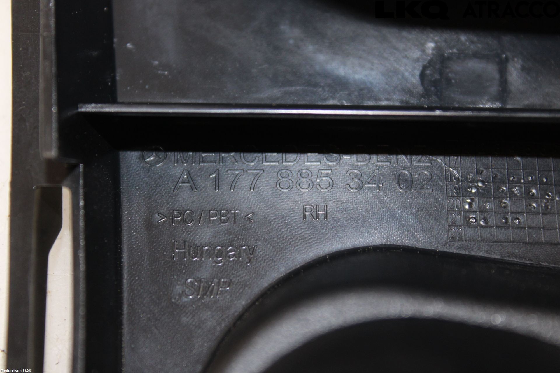 Mercedes-Benz MB A-KLASS (W177) 18- Støtfangerfeste Bak Høyre
