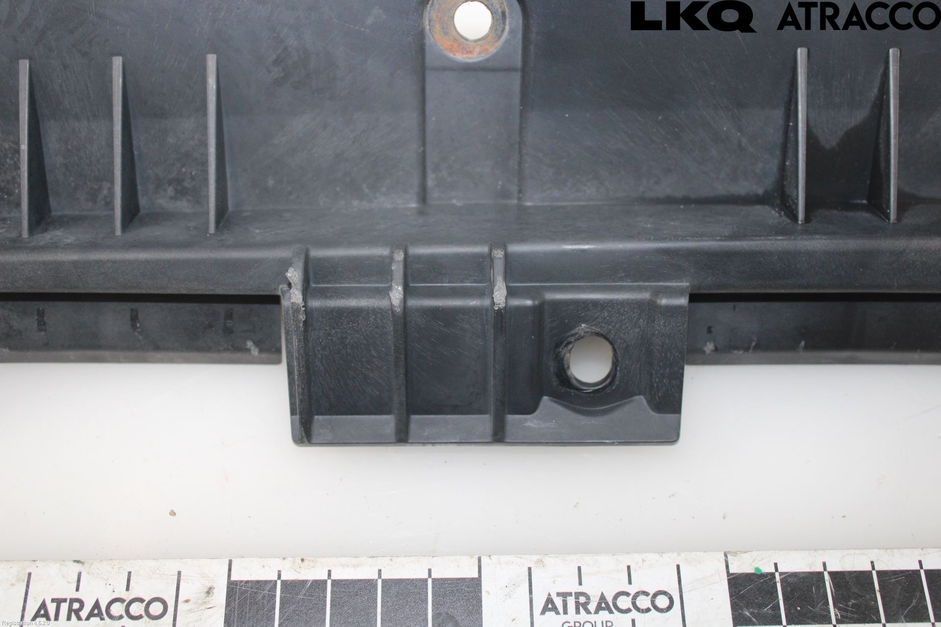 Audi Q5 09-16 Frontplate