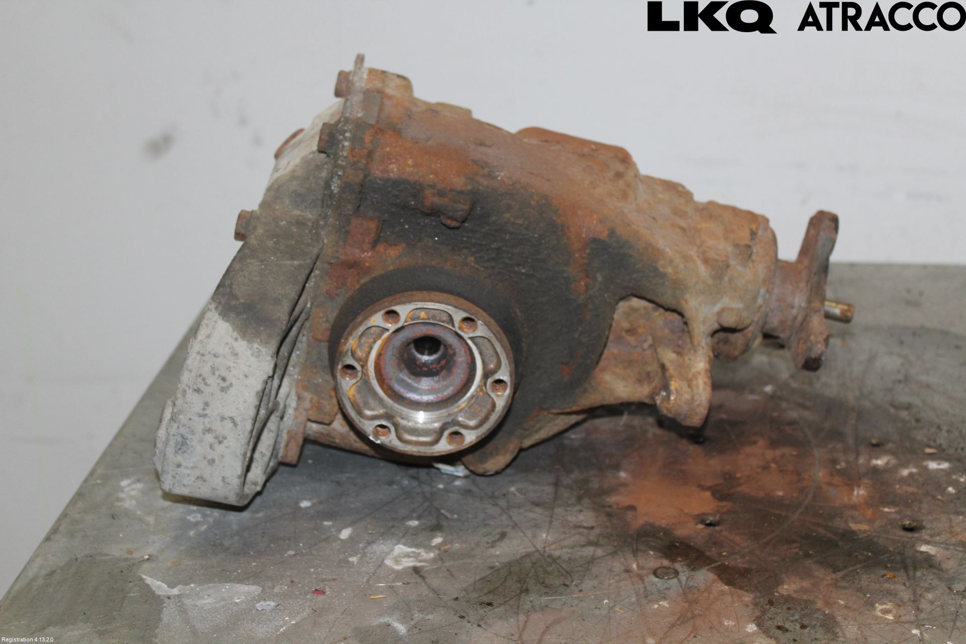 BMW 3 E90/91 SED/TOU 05-12 Bakaksel Kardang Bak -Diff