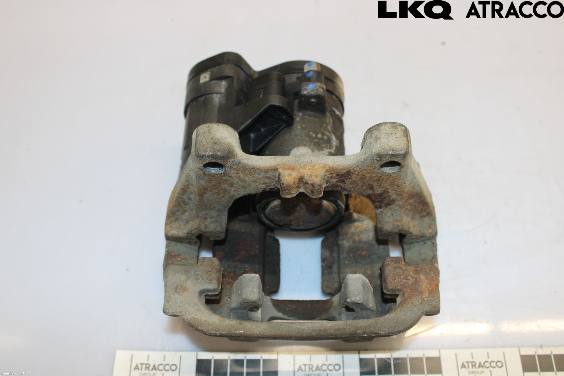 MG 4 23- Bremsecaliper Bak Venstre