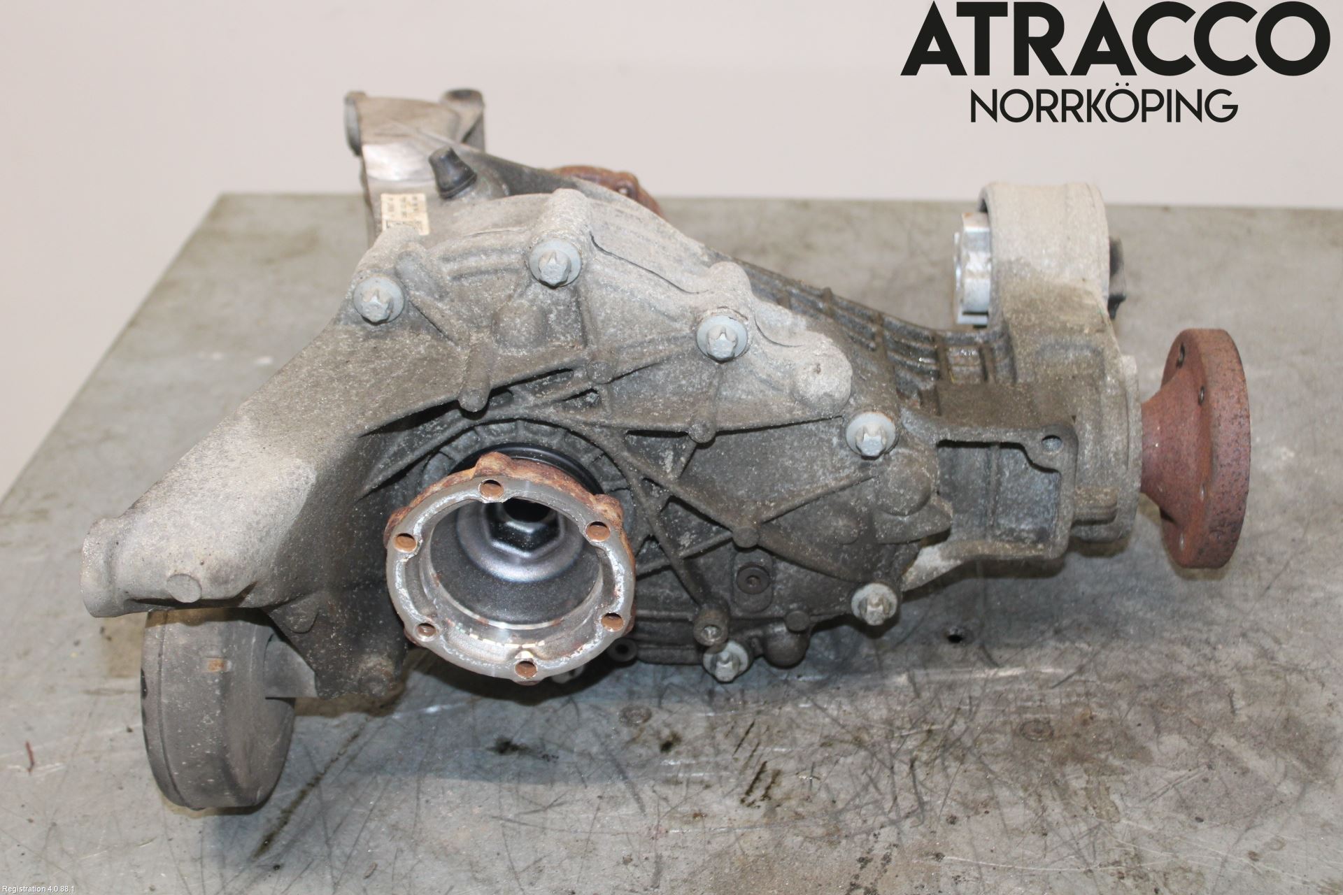 Audi A4/S4 B9 20- Bakaksel Kardang Bak -Diff