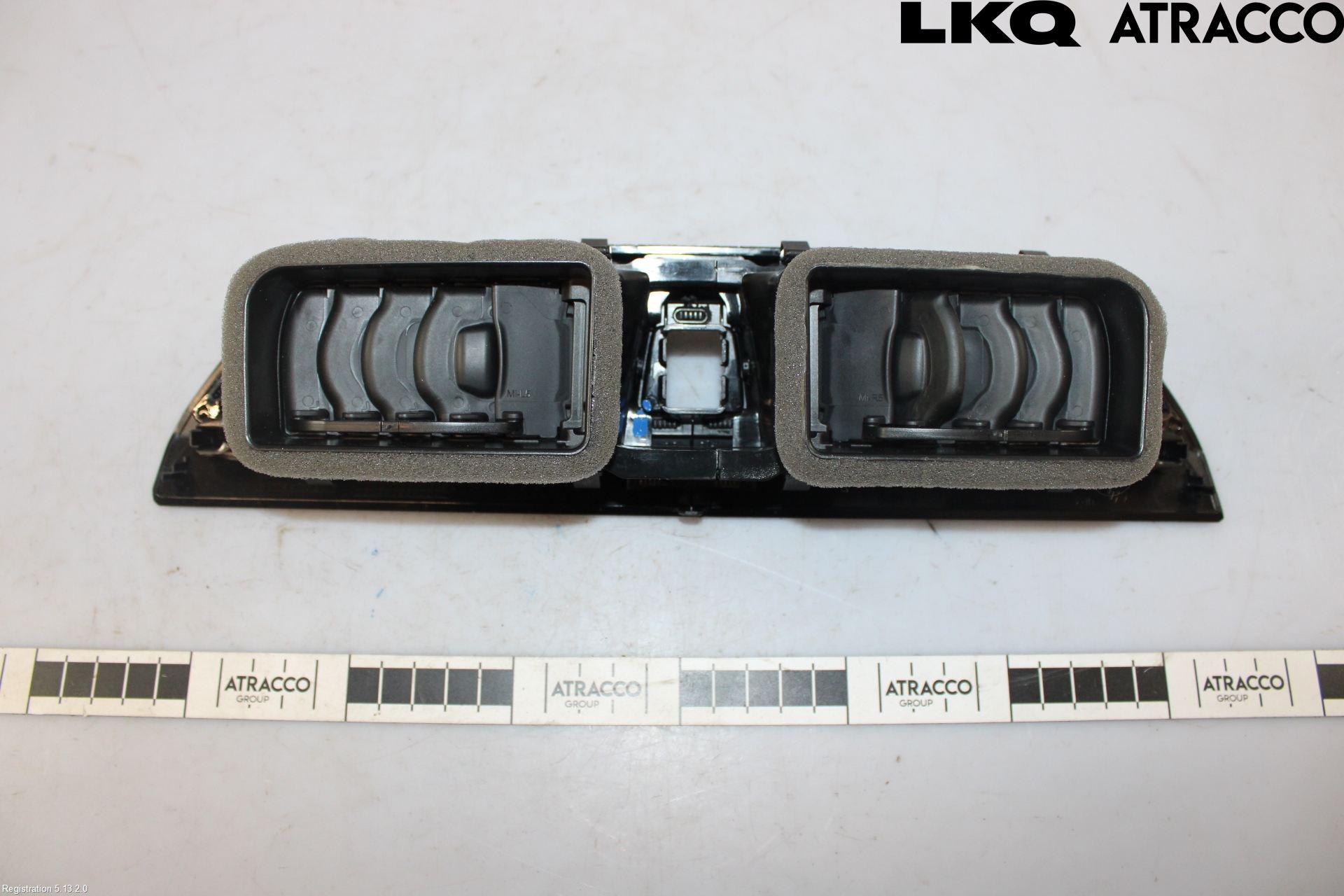 Volkswagen VW TIGUAN 24- Dashbord Kanal - Dyse