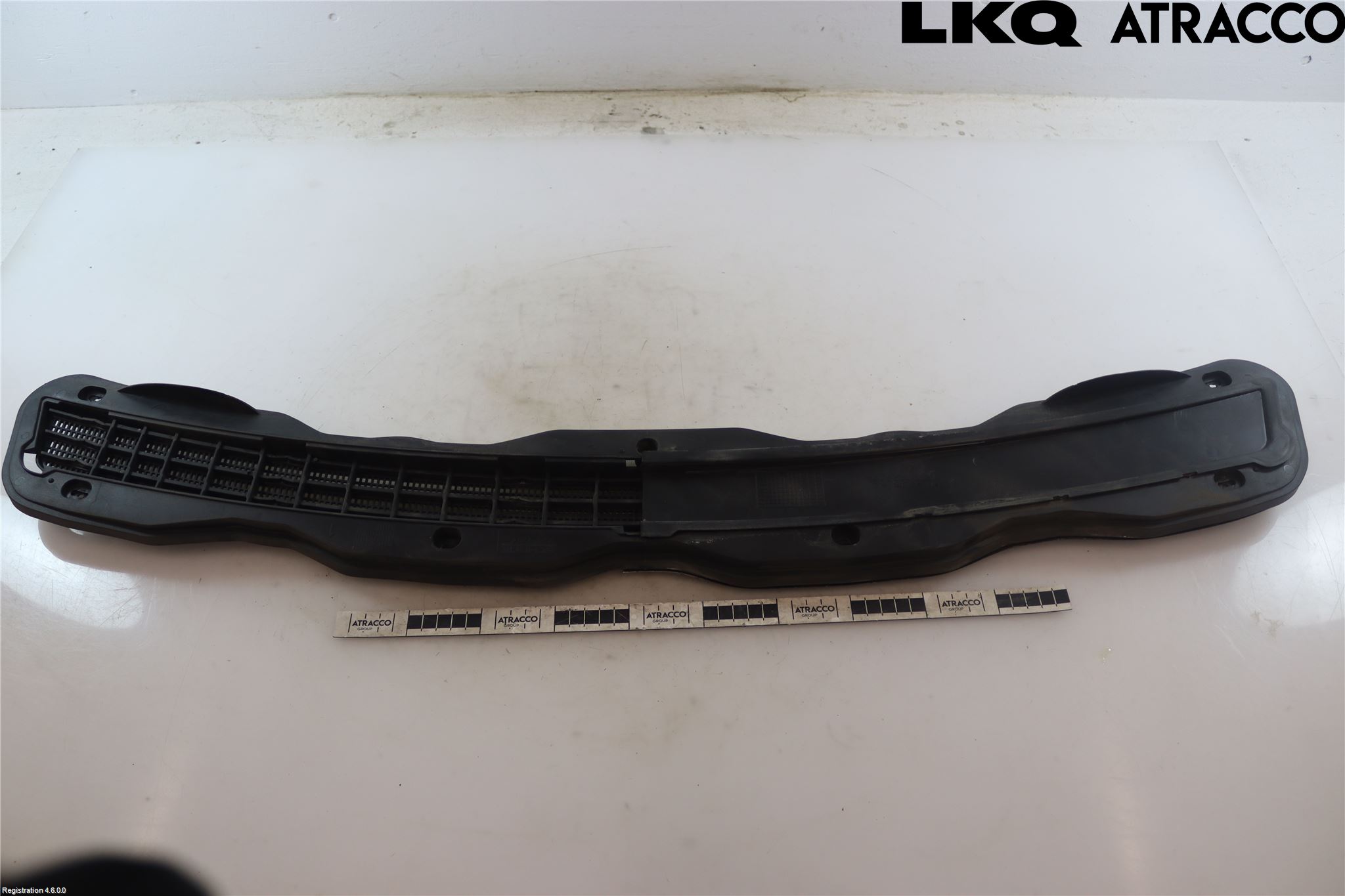 Mercedes-Benz MB E-KLASS (W210) 96-03 Panser Luftinntak Oppå