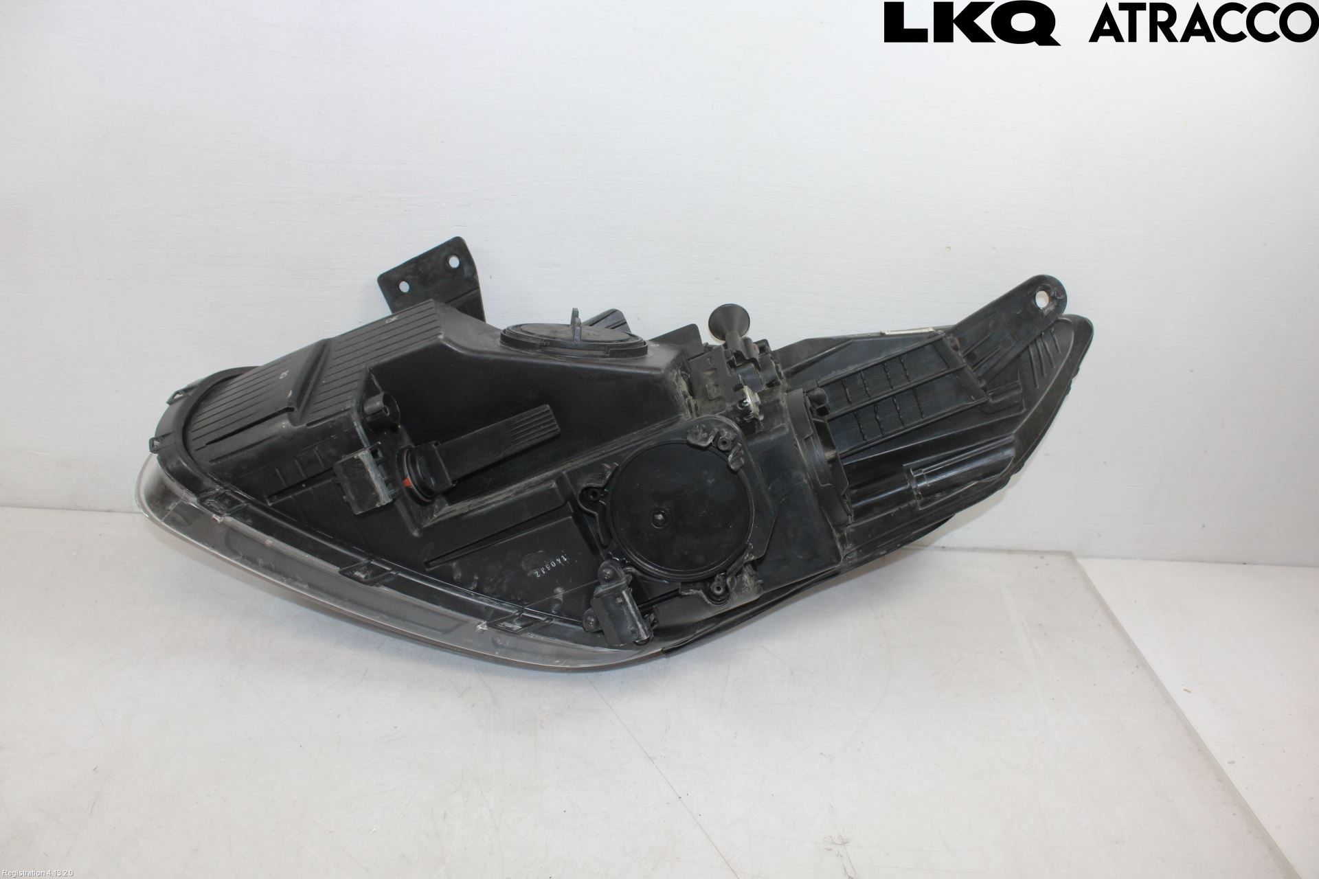 Kia CARENS III 13-19 Frontlykt Høyre