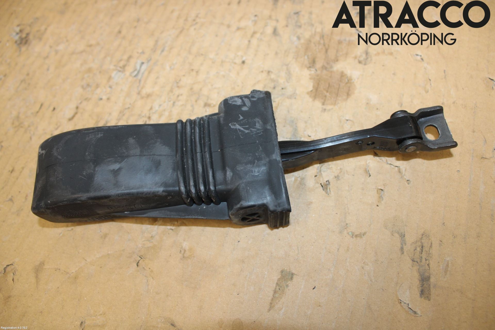 Audi A6 F2/C8 19- Dørstopper