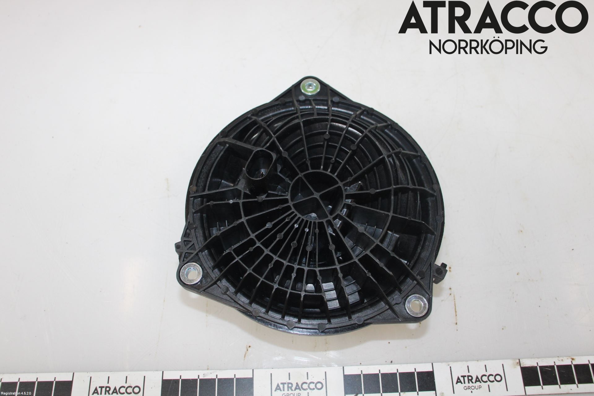 Volkswagen VW POLO 10-17 Bakluke Handtak Ytre