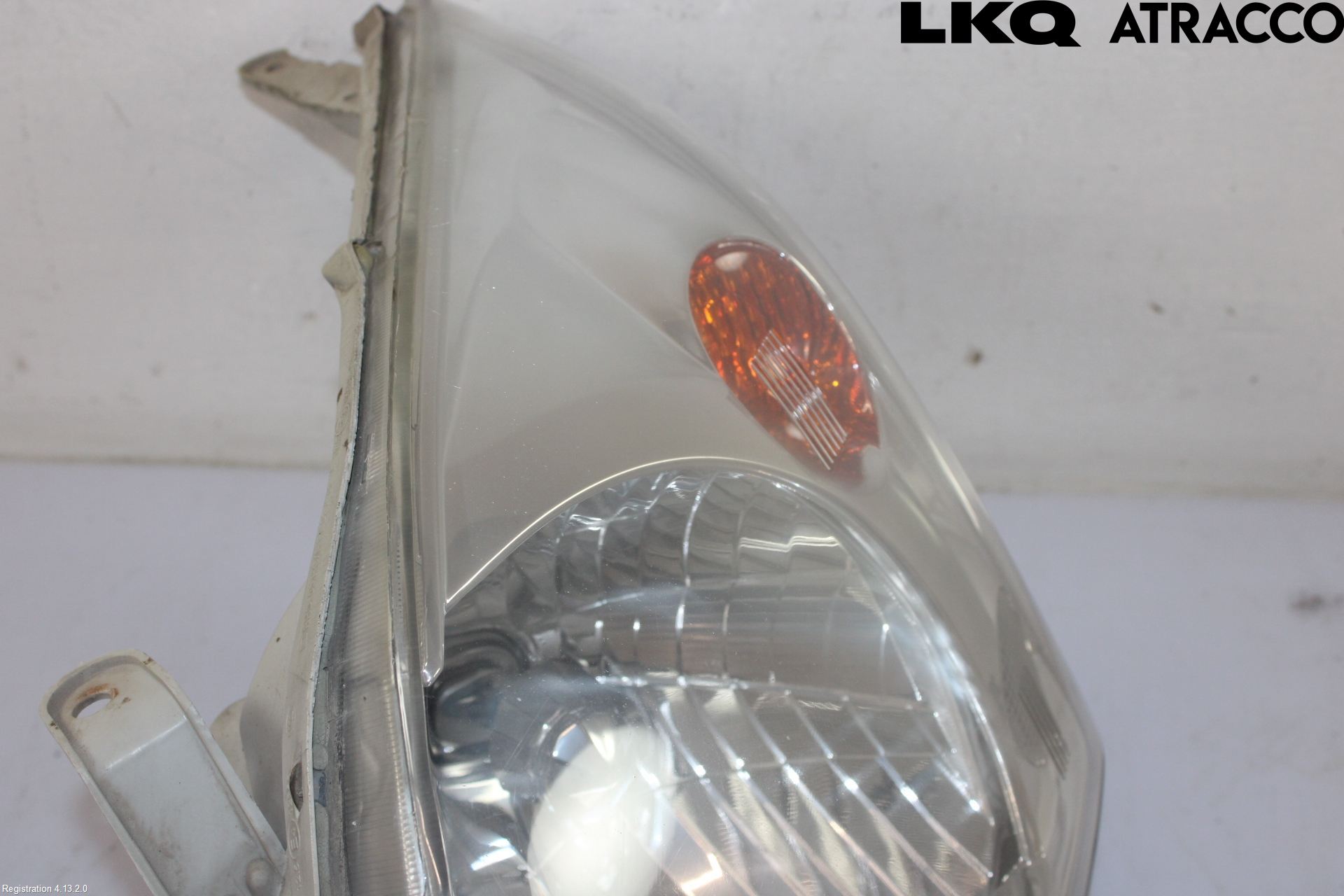 Toyota LANDCRUISER J120 02-09 Frontlykt Venstre