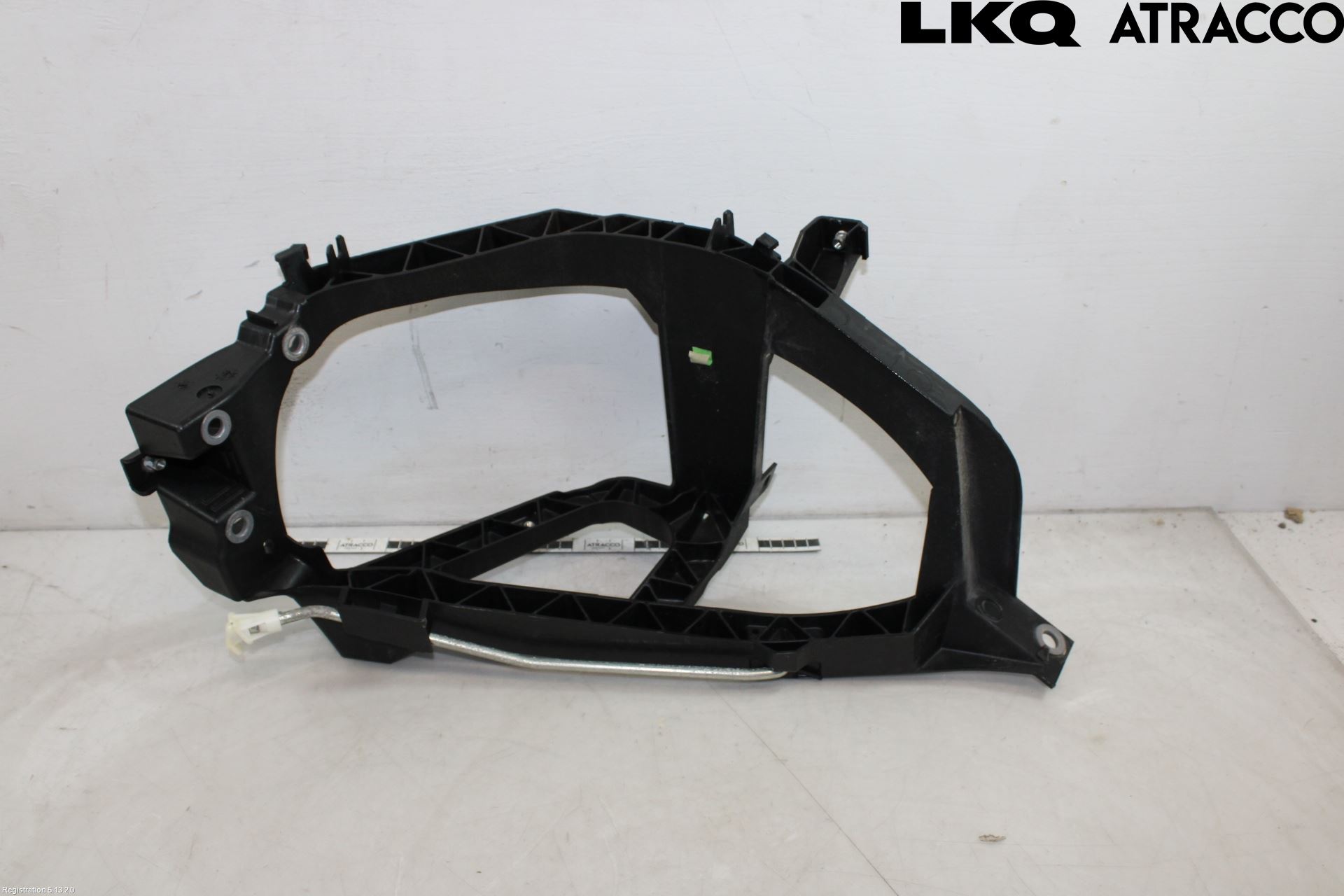 Mitsubishi COLT 09-13 Frontlykt Holder-Feste