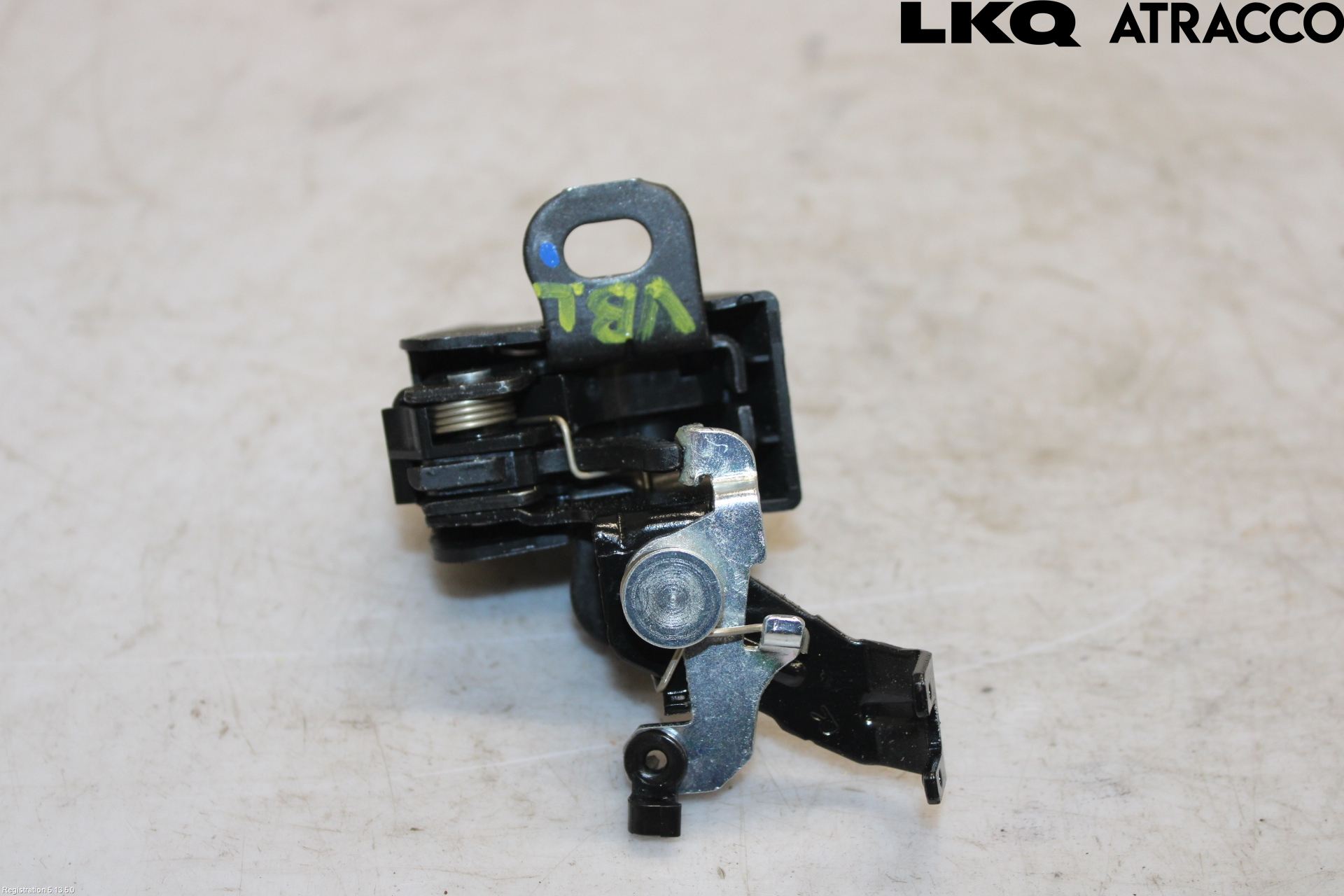 Volkswagen VW ID BUZZ/CARGO 22- Bakluke-Lokk Låsekasse