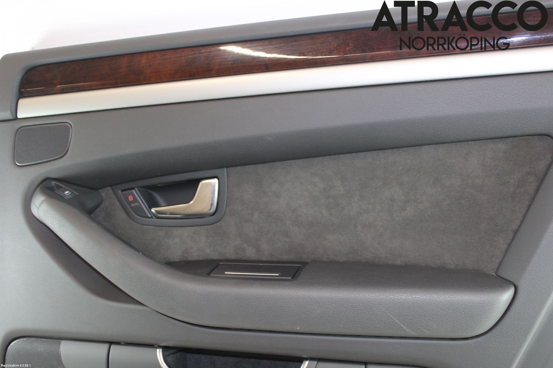 Audi A8/S8 4E  02-09 Innr Dørtrekk Høyre