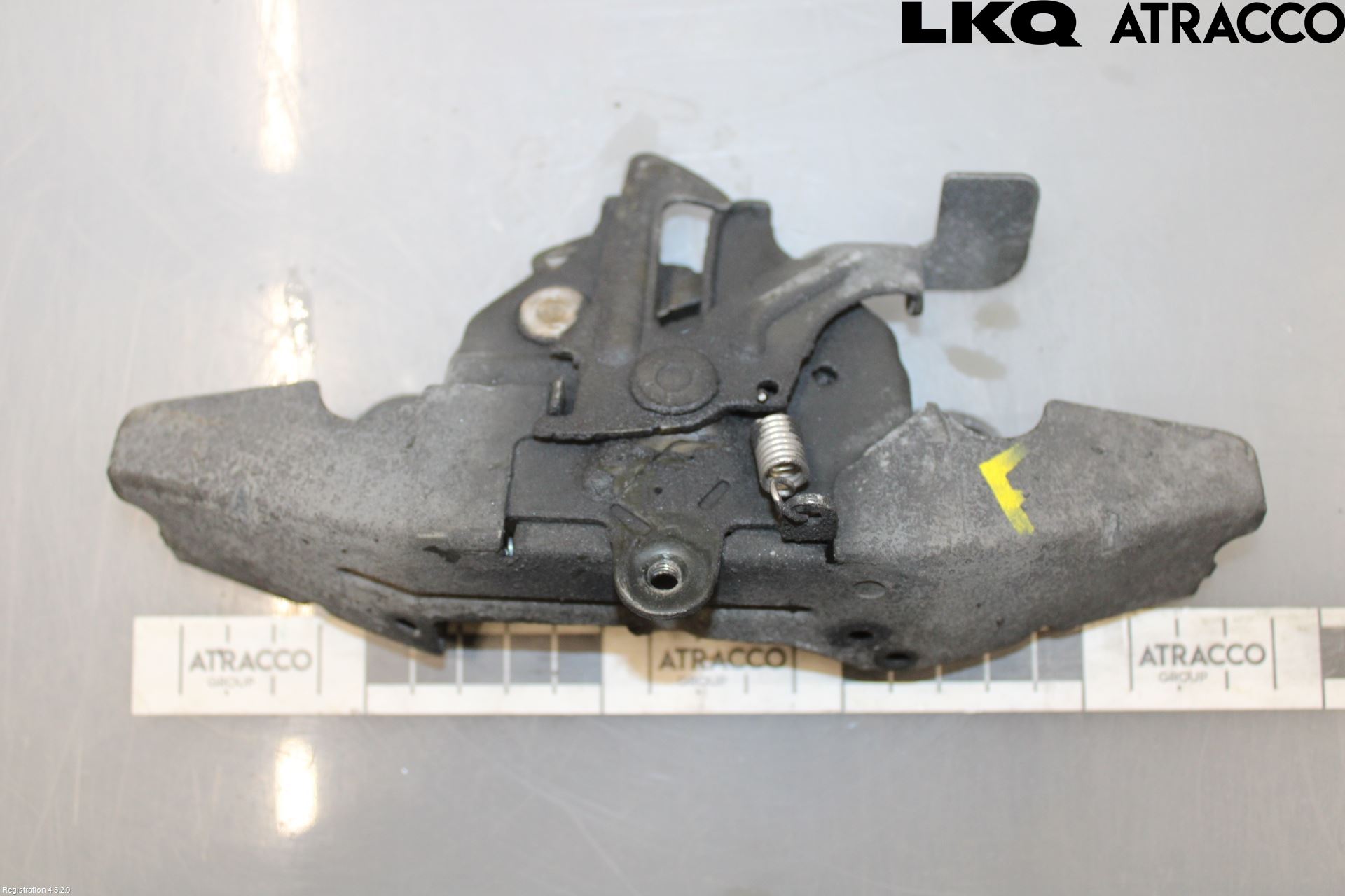 Toyota AVENSIS 03-06 Panserlås