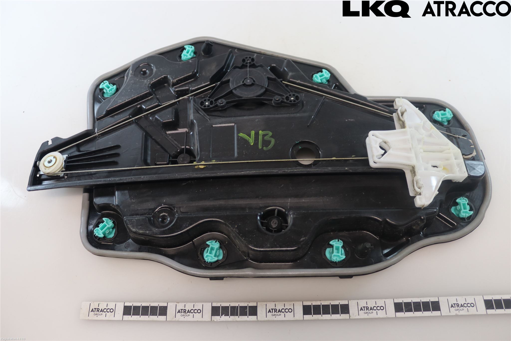 Volkswagen VW ID.4 21- Vindusheis El Komp
