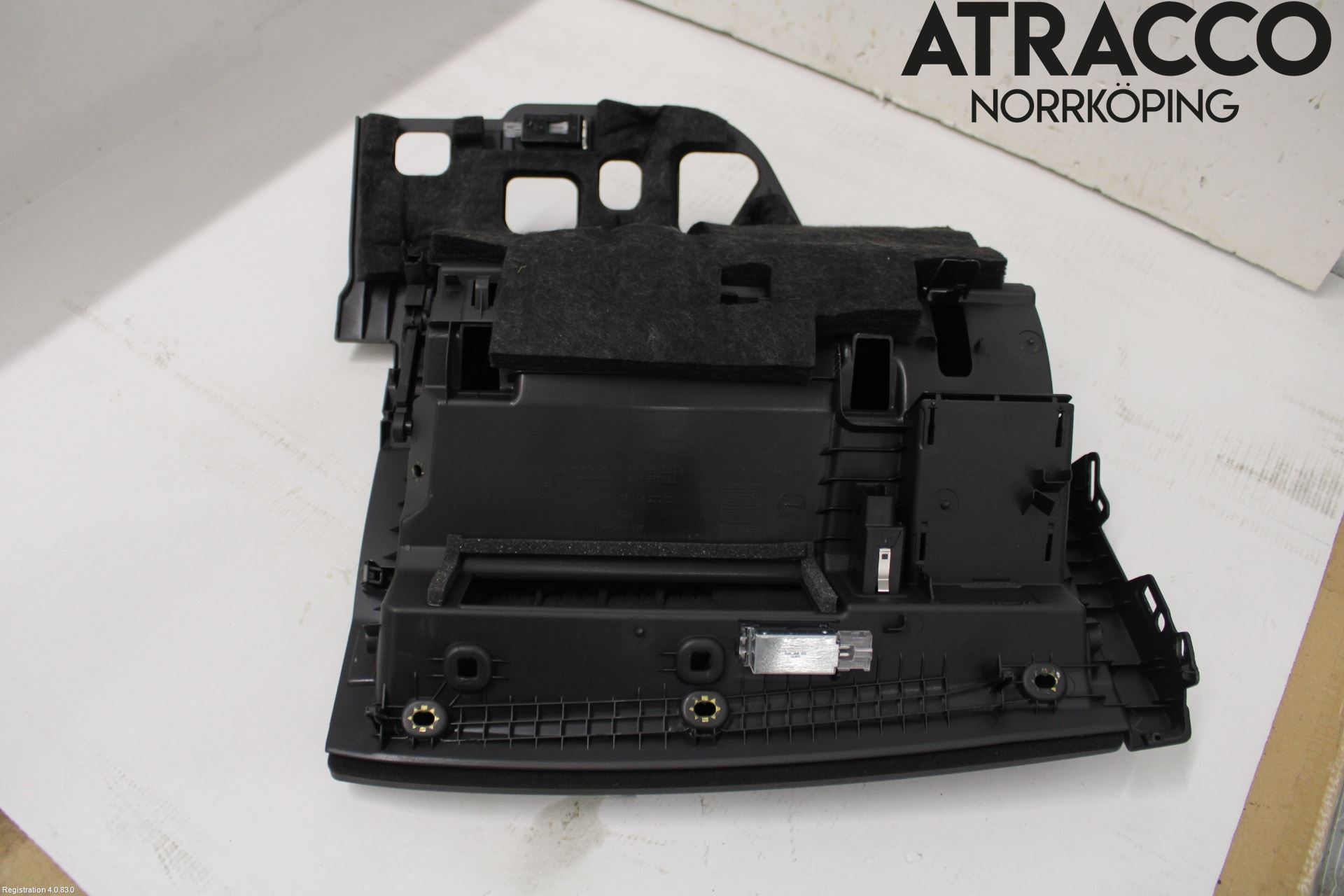 Audi A4/S4 B9 16-19 Innr Hanskerom