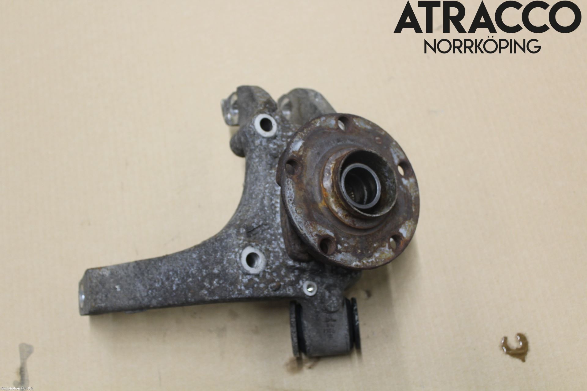 Audi A8/S8 4E  02-09 Spindel Hb