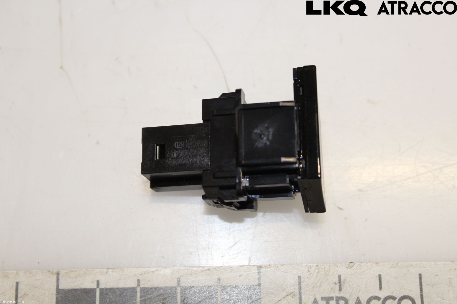 Opel CORSA F, CORSA-E 20- Bryter Varsel (Nødblink)