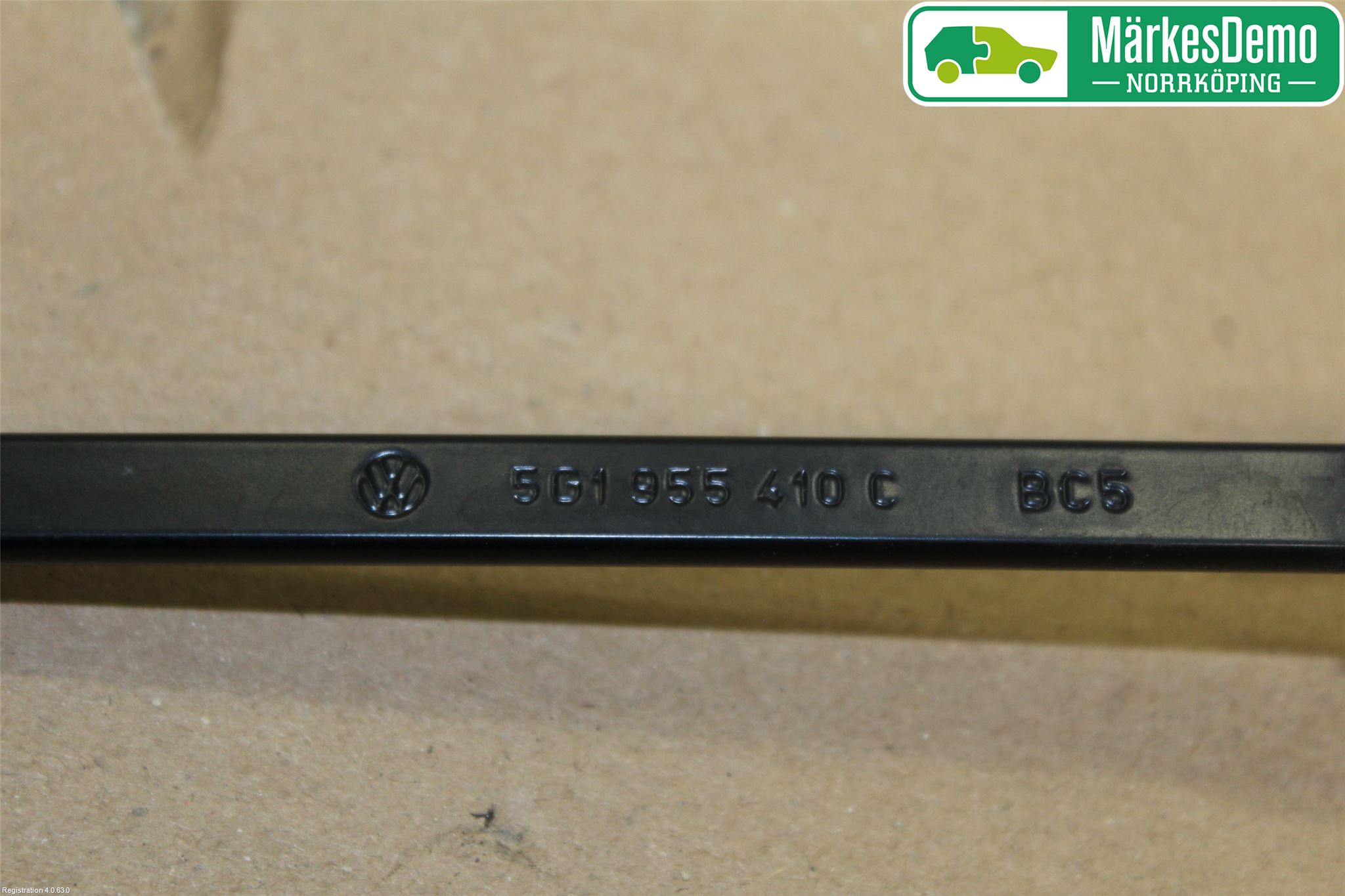 Volkswagen VW GOLF / E-GOLF VII 13-20 Viskerarm-Armer Frontrute