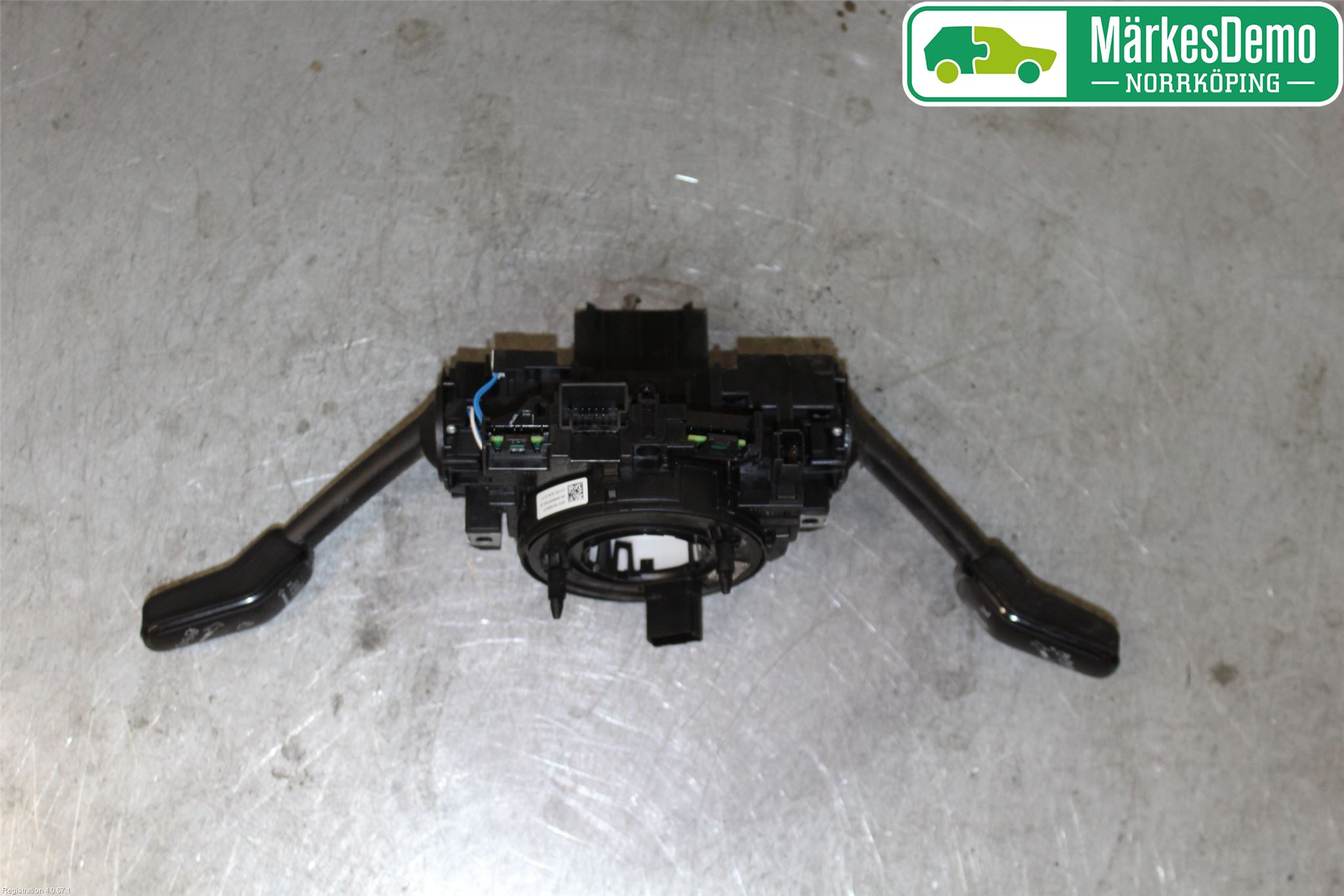 Volkswagen VW GOLF / E-GOLF VII 13-20 Bryter Ratt Kombi H Og V