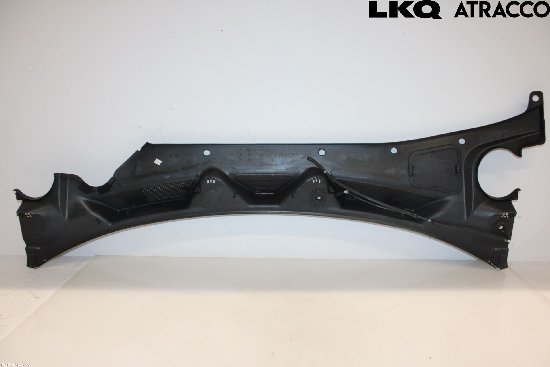 Jaguar XJ X351        10- Visker Deksel-Grill-Under Frr