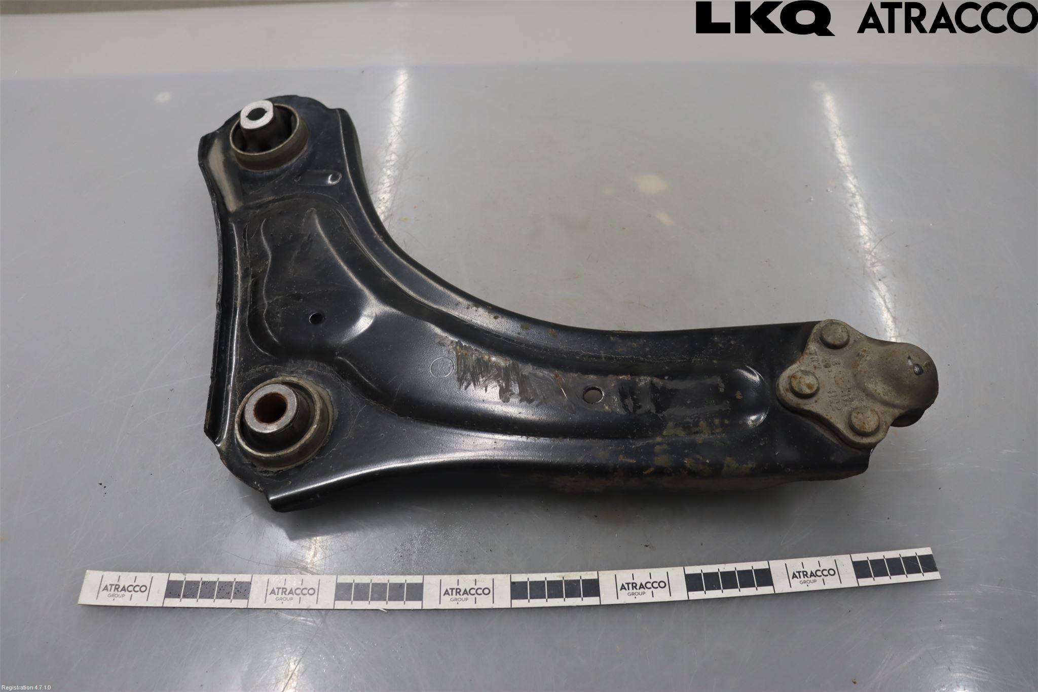 Renault MEGANE III 09-15 Bærearm Foran Høyre Nedre