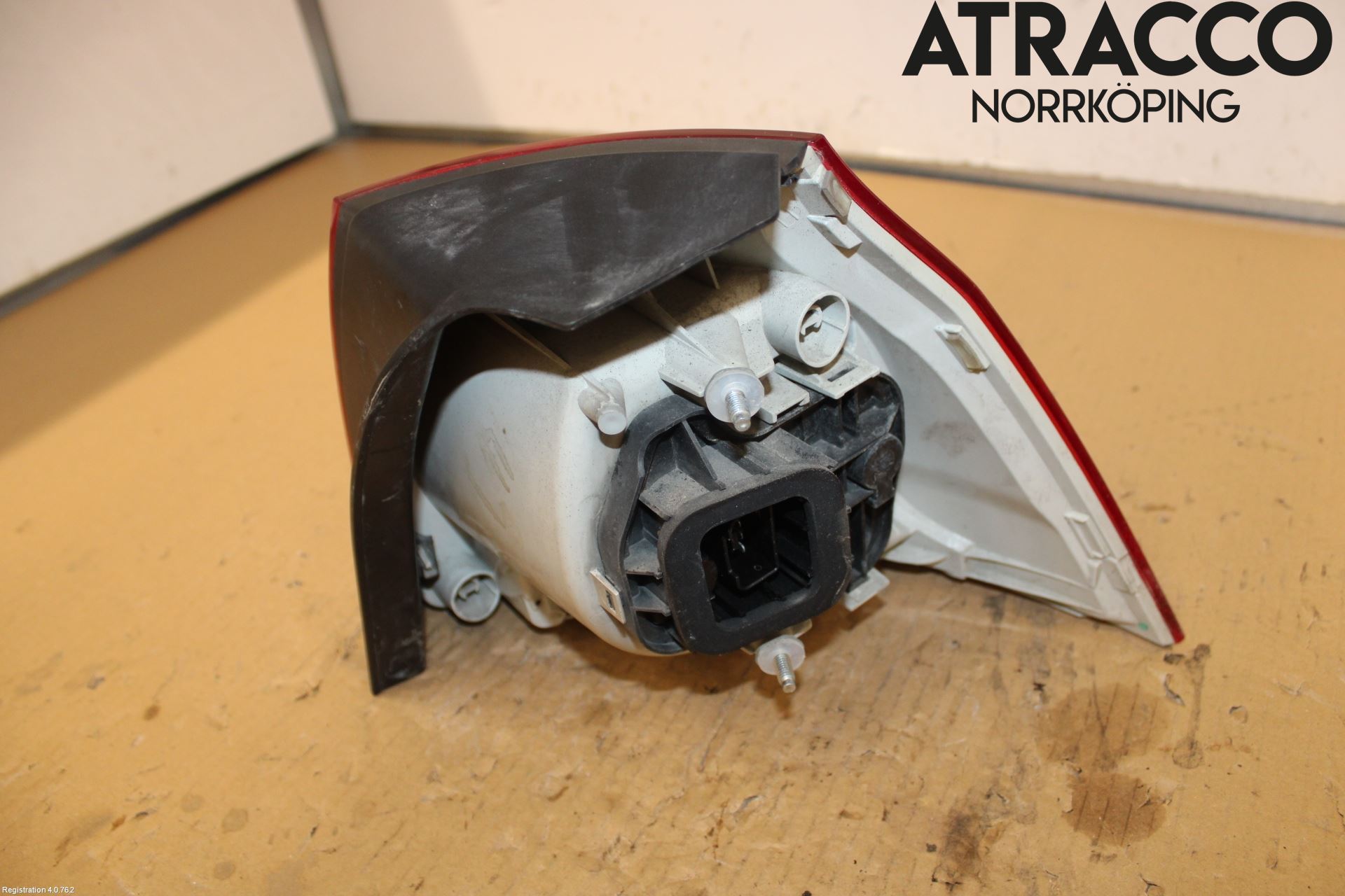 Volkswagen VW GOLF V 04-09 Baklykt Venstre