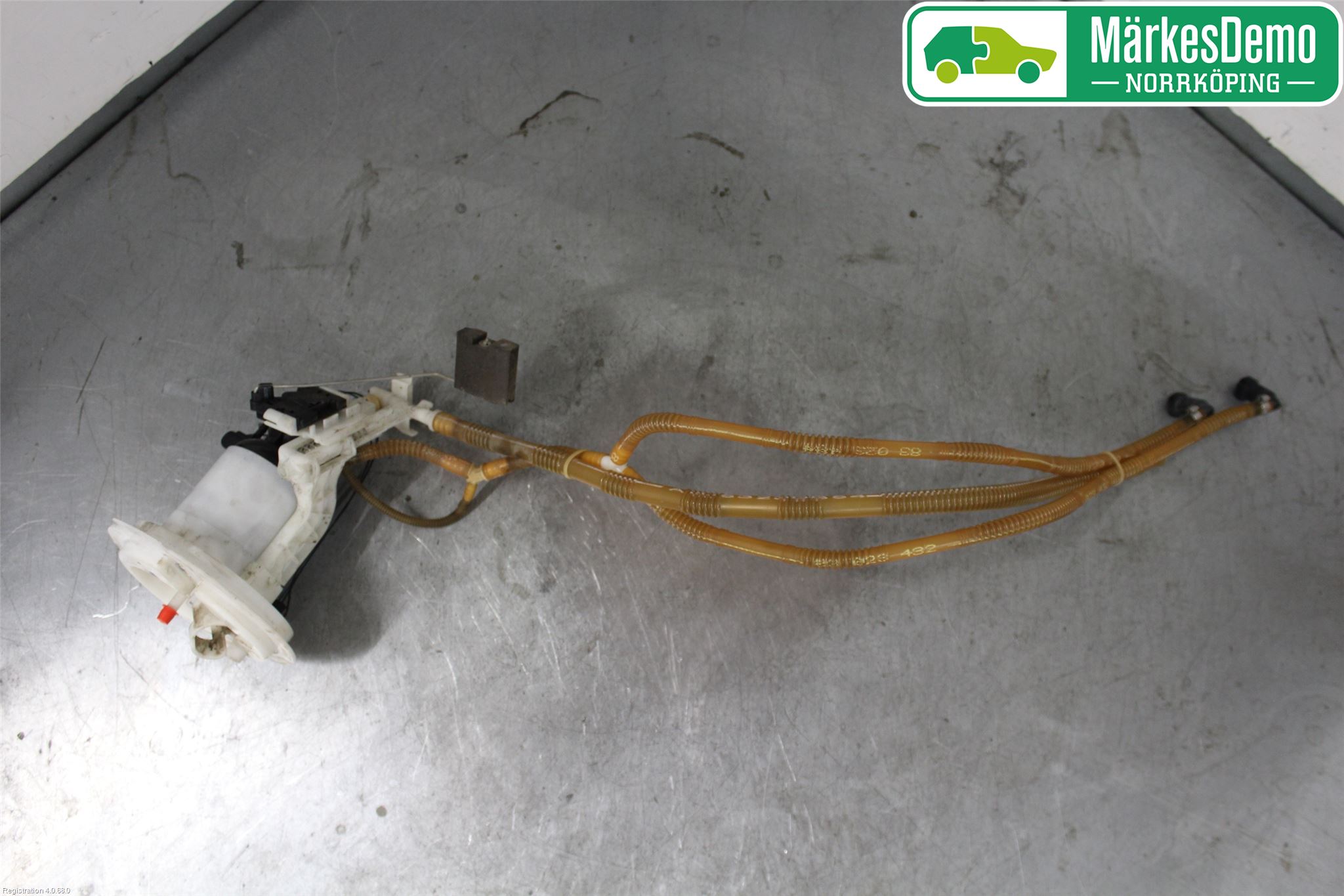 Mercedes-Benz MB C-KLASS (W204) 07-15 Drivstoffpumpe Fødepumpe El