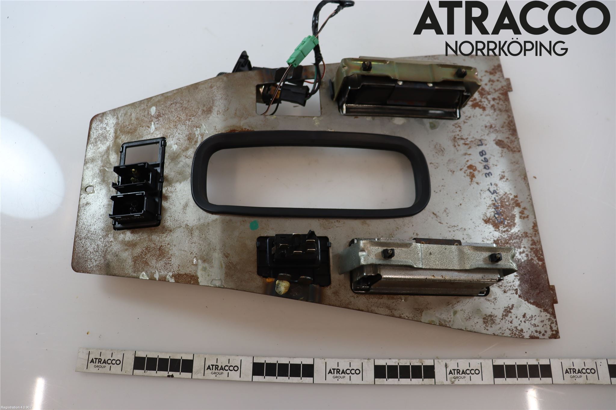 Jaguar XJS Instrumentkonsoll Midt