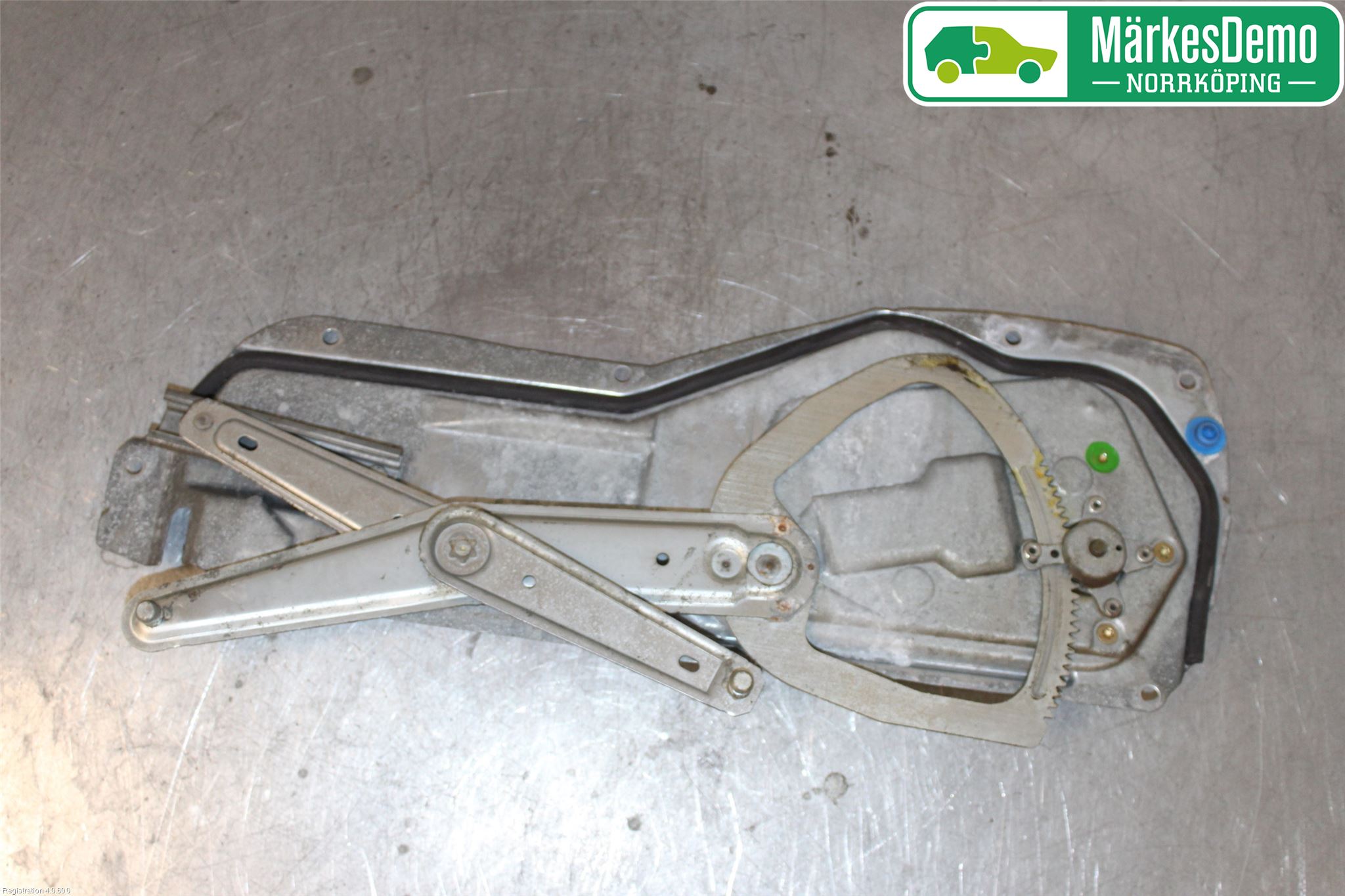Volvo S70/V70/XC  97-00 Vindusheis El Komp